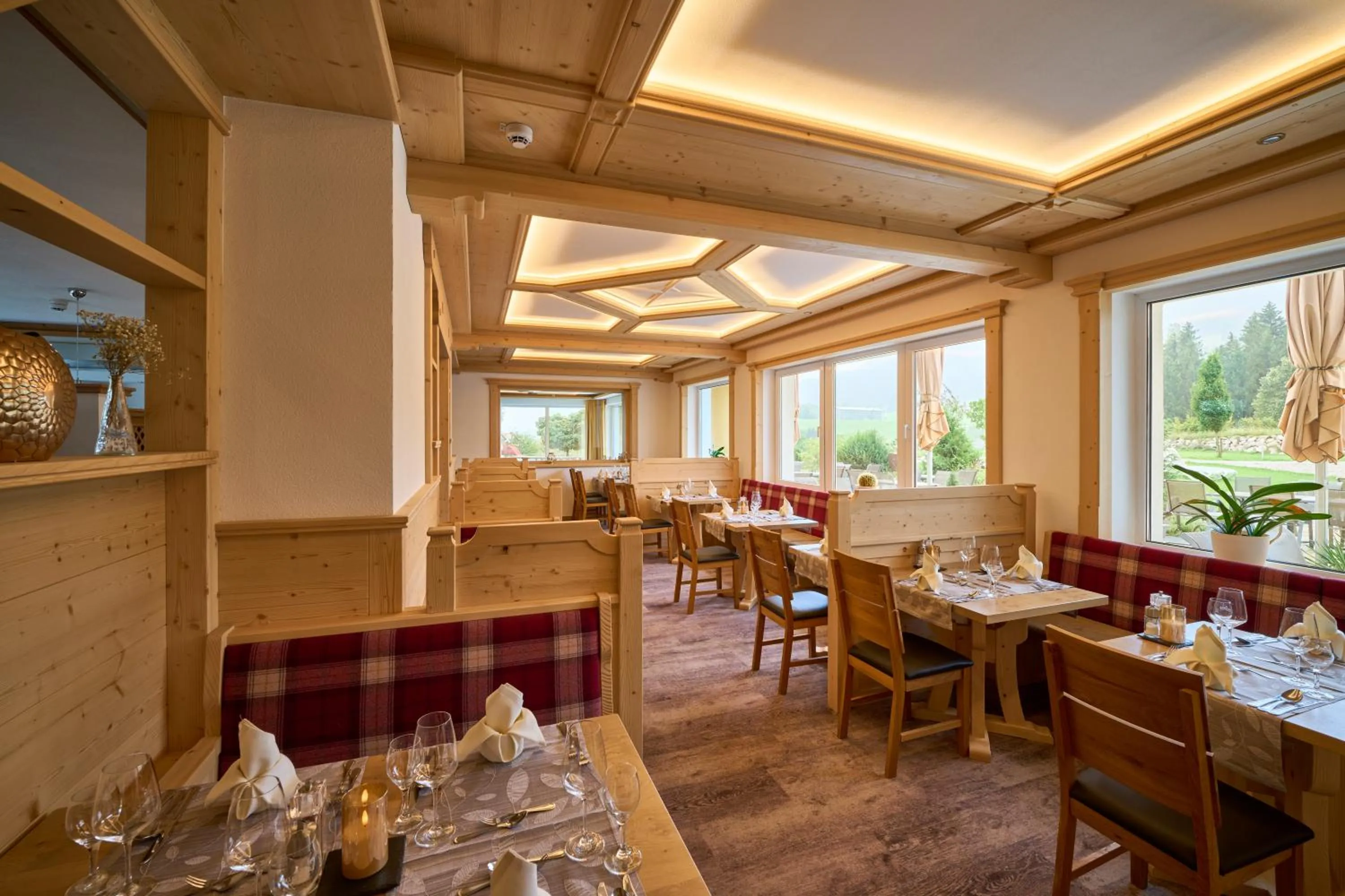 Restaurant/places to eat in Hotel Nesselwanger Hof