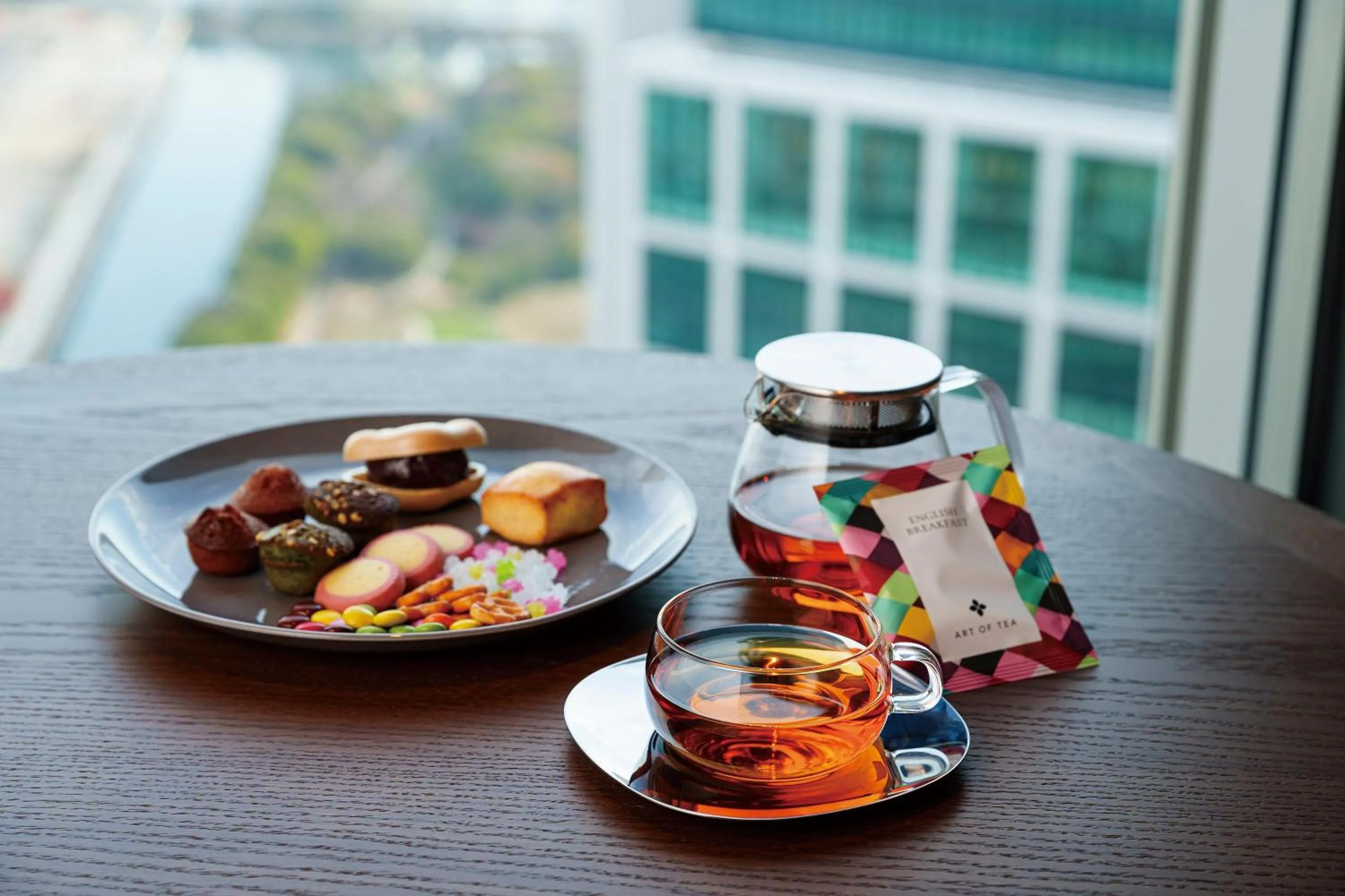 Lounge or bar in The Royal Park Hotel Iconic Tokyo Shiodome