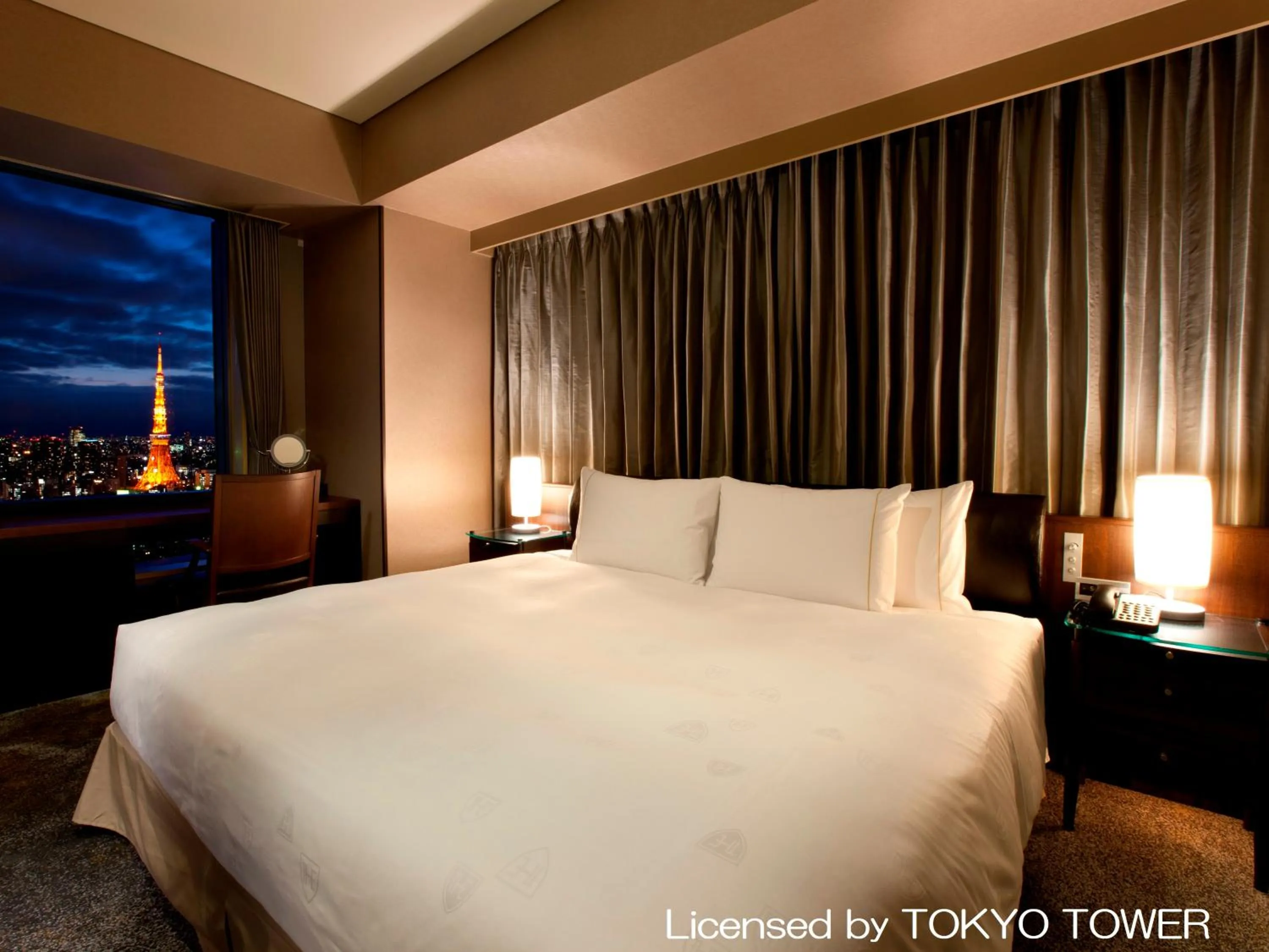 Photo of the whole room, Bed in The Royal Park Hotel Iconic Tokyo Shiodome