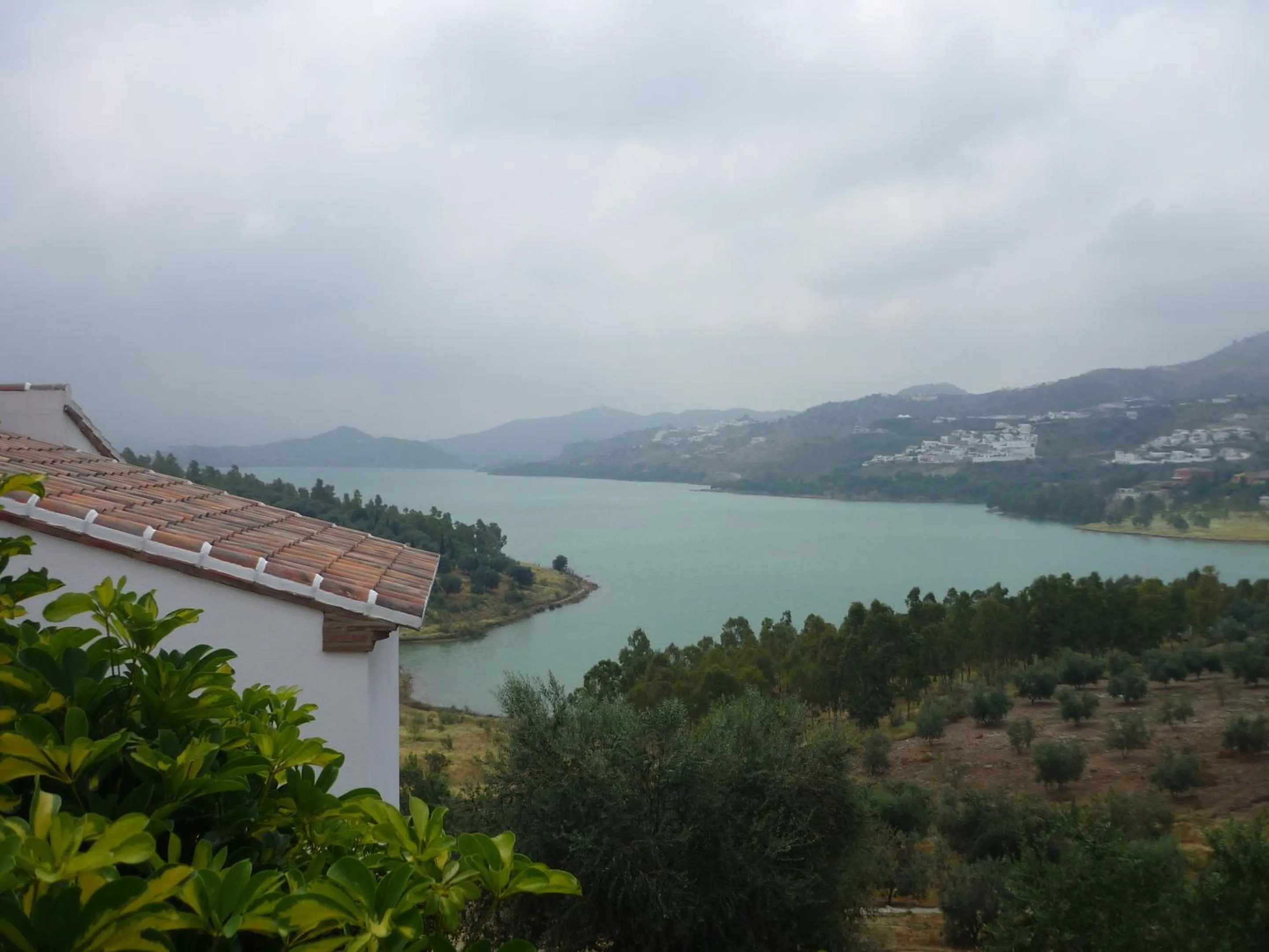 Property building in Alojamientos Huetor