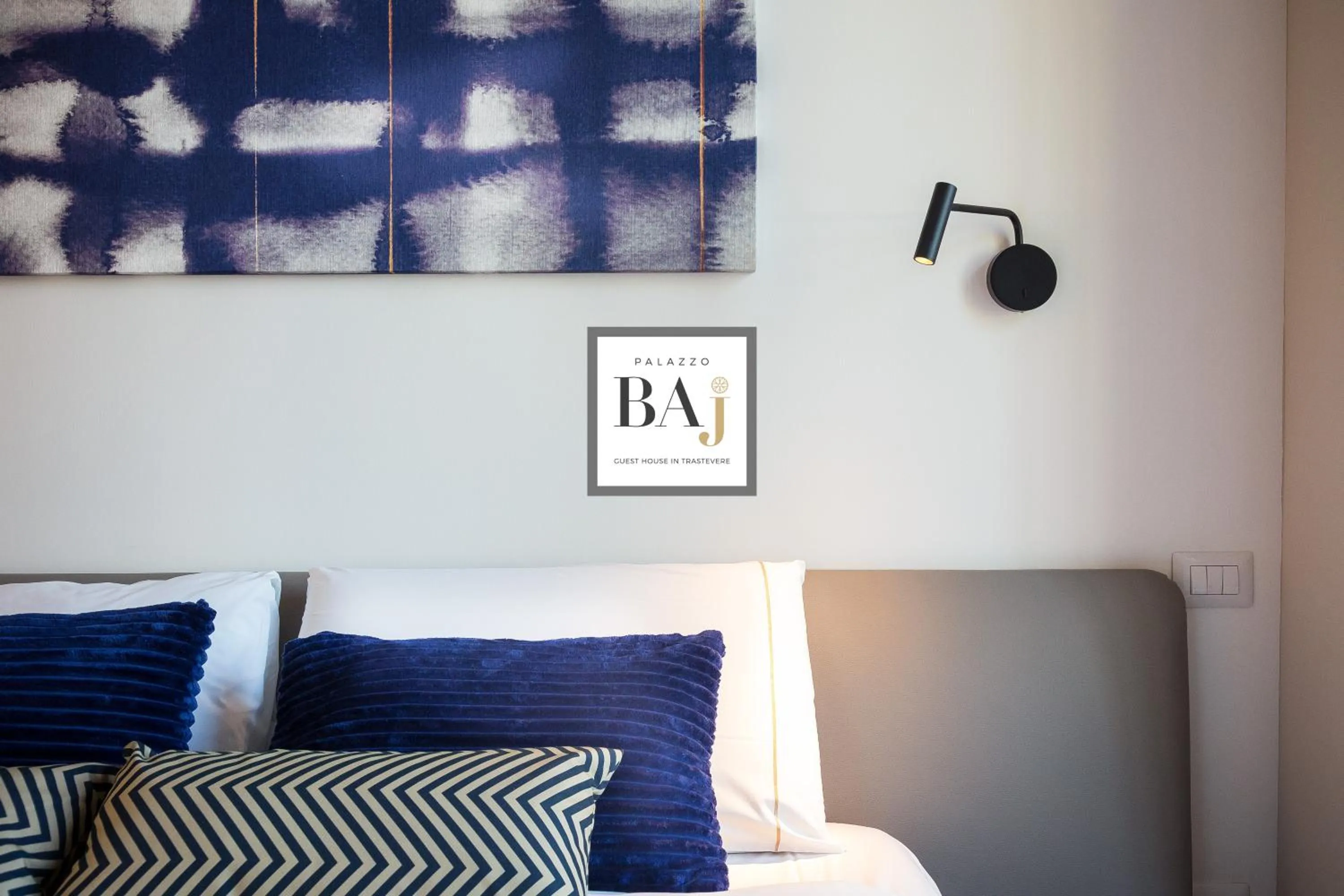 Bed in Palazzo Baj in Trastevere