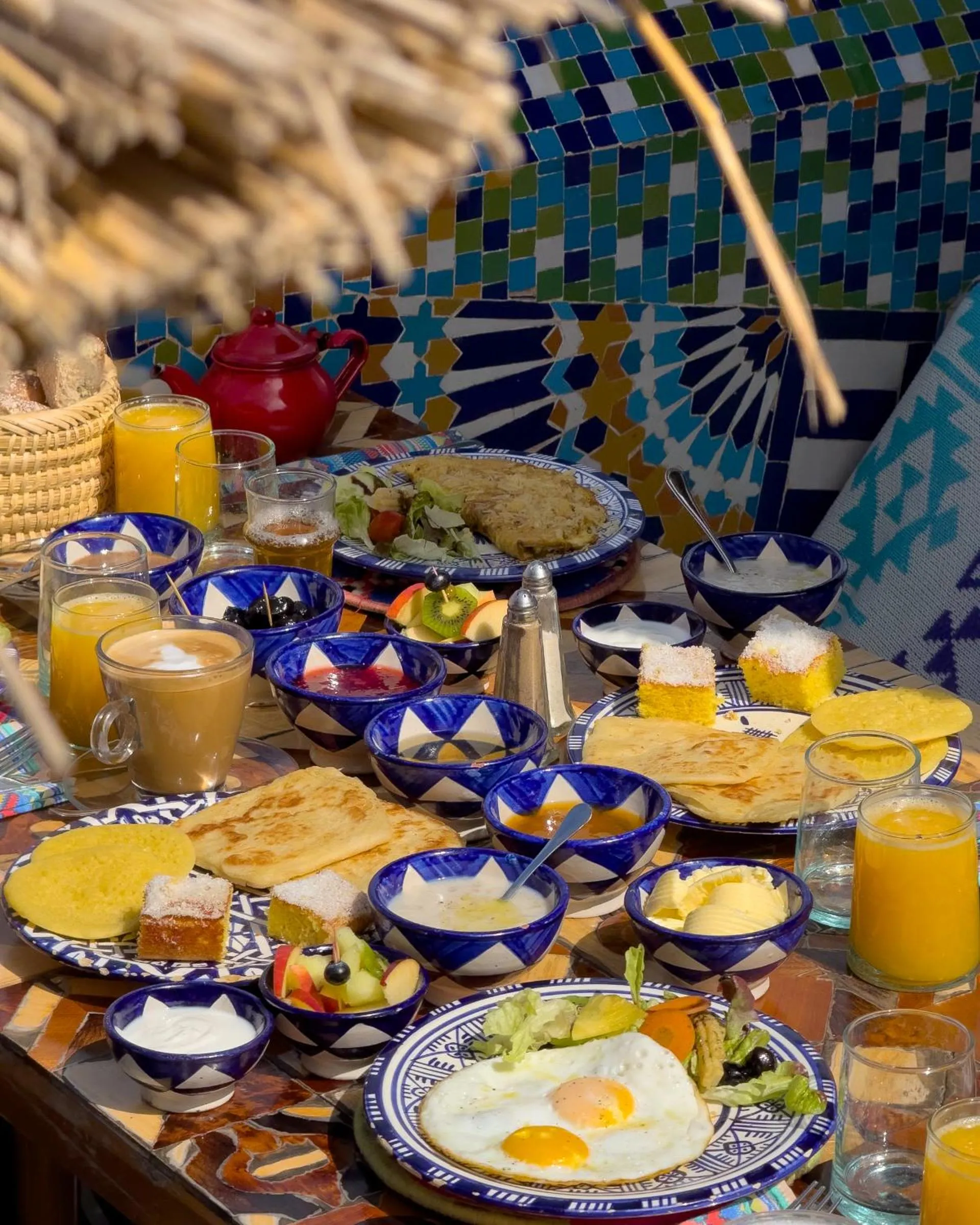 Food and drinks in SALUT MAROC! Luxury Boutique Hotel & Restaurant