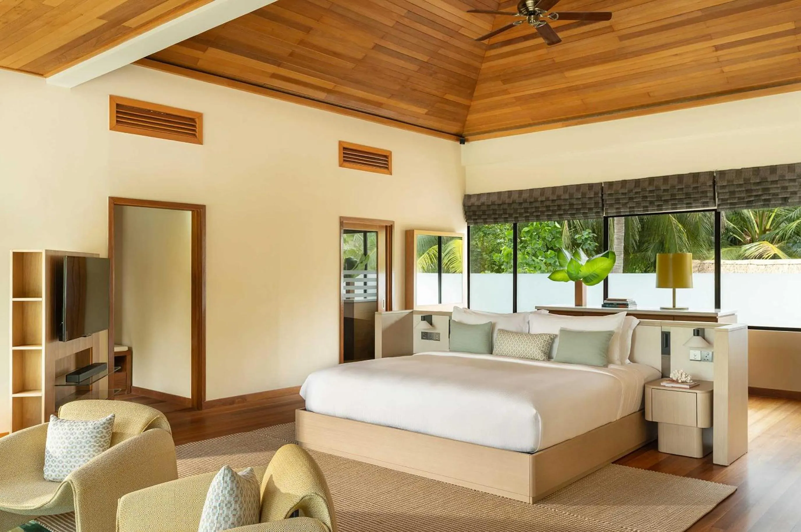 Bedroom, Bed in Huvafen Fushi Maldives