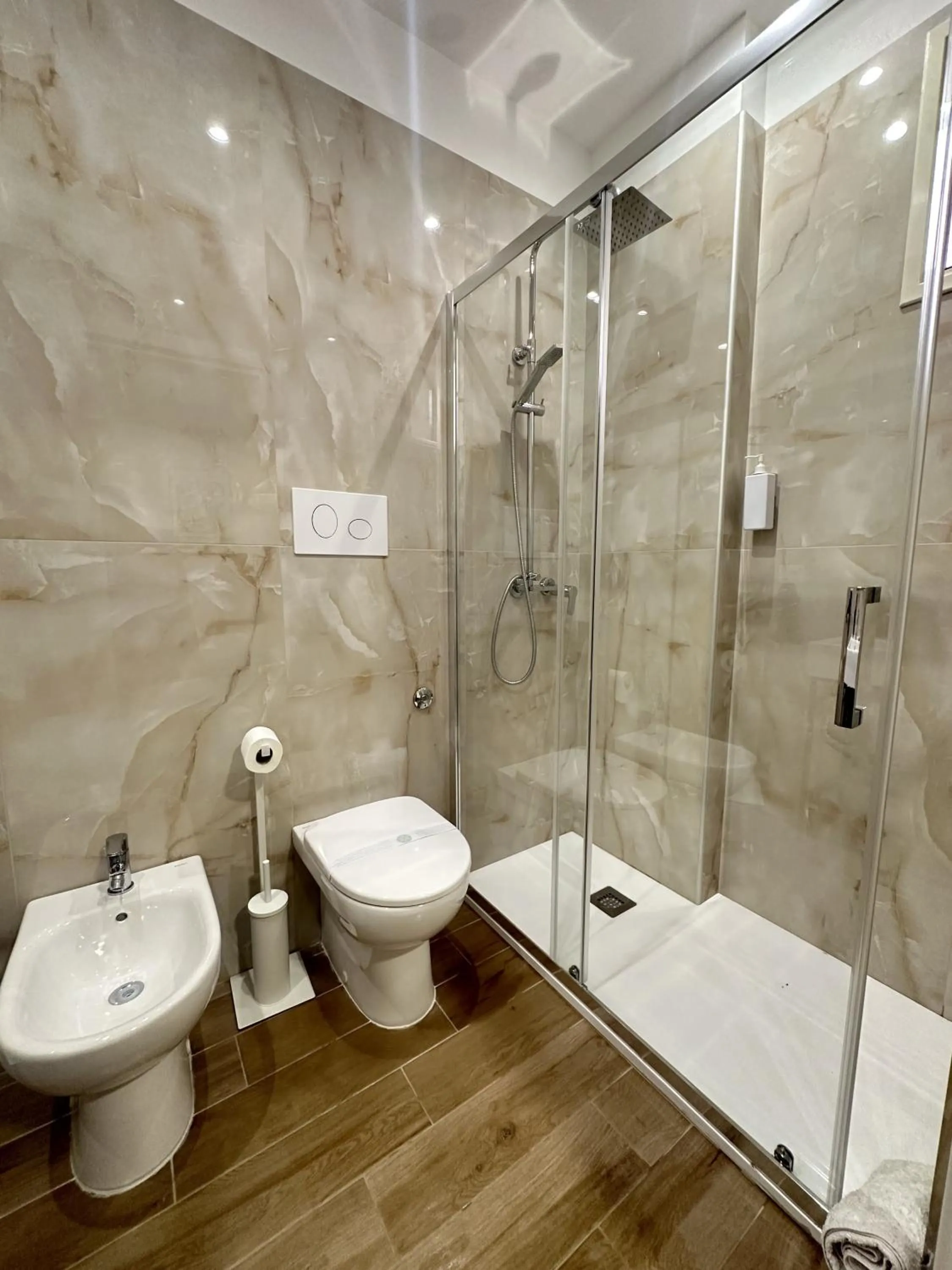 Shower in Charm Airport