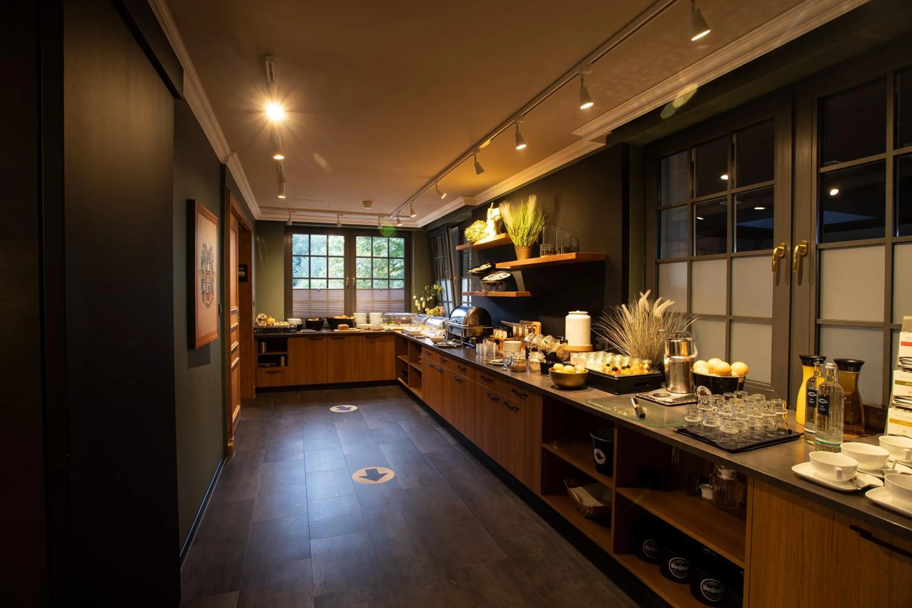 Buffet breakfast in Gästehaus Warsteiner Welt