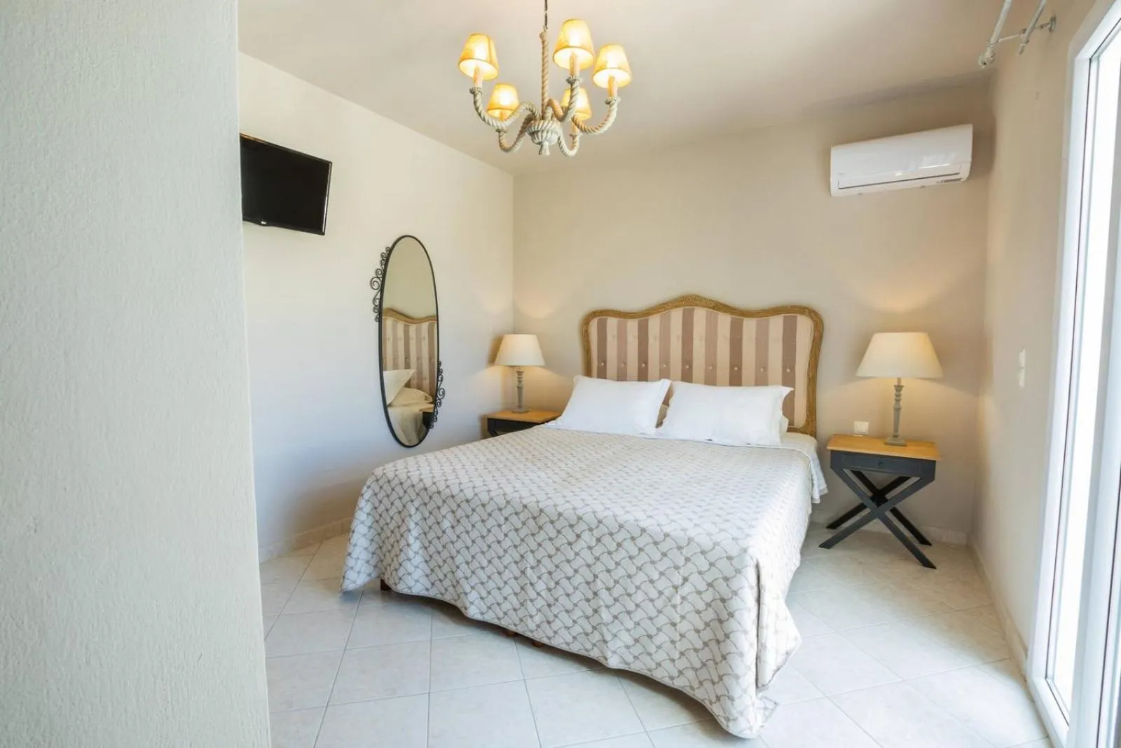 Bed in Elaia Villas