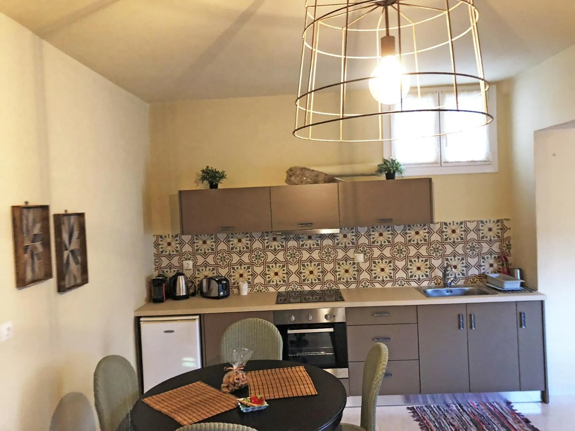 Kitchen or kitchenette in Elaia Villas