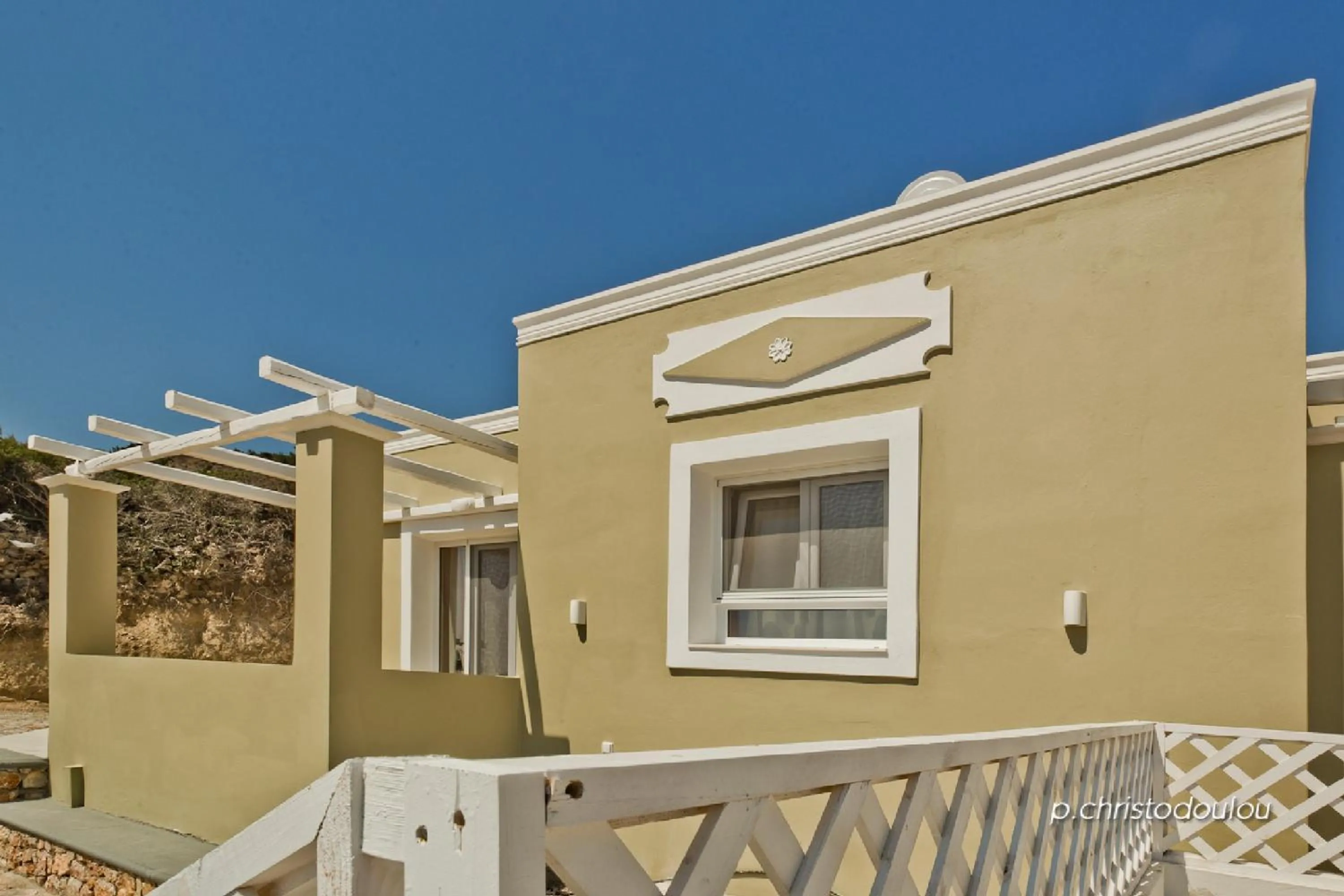 Facade/entrance in Elaia Villas