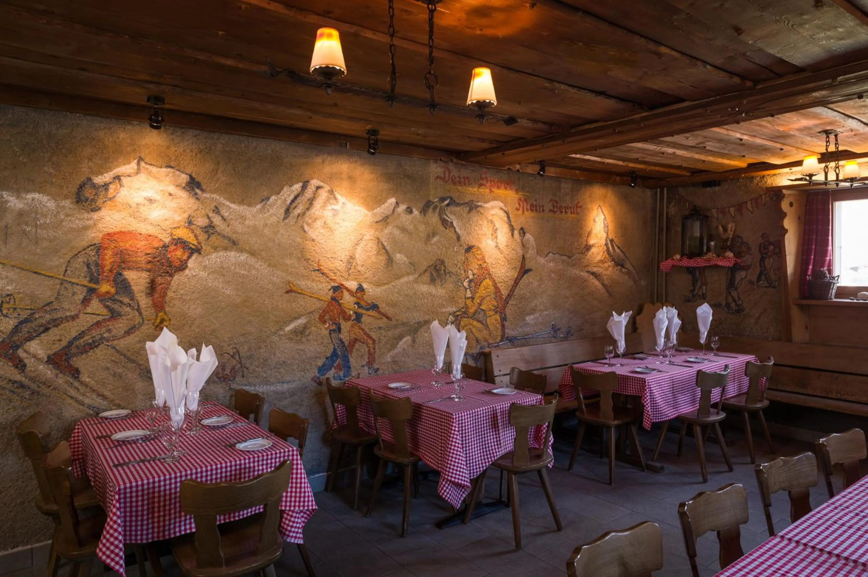 Restaurant/places to eat in Riffelhaus 1853