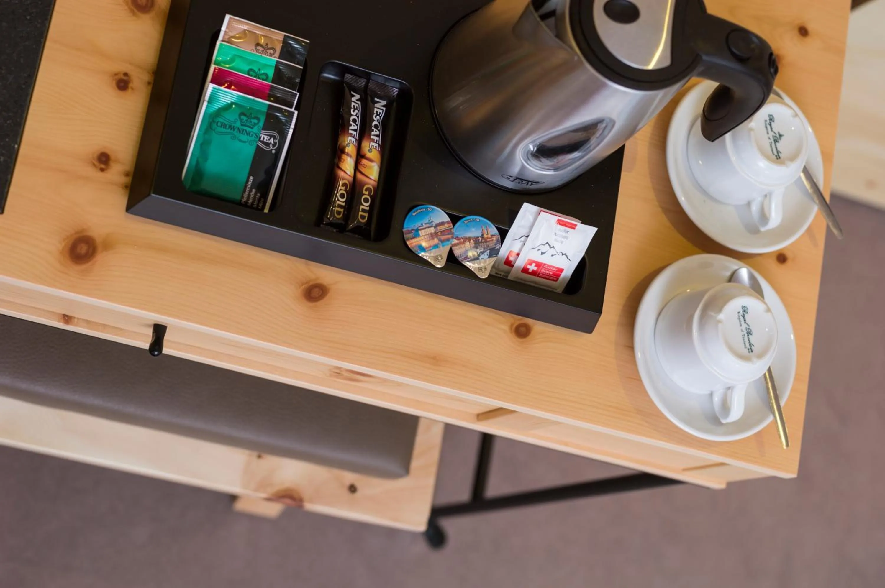 Coffee/tea facilities in Riffelhaus 1853