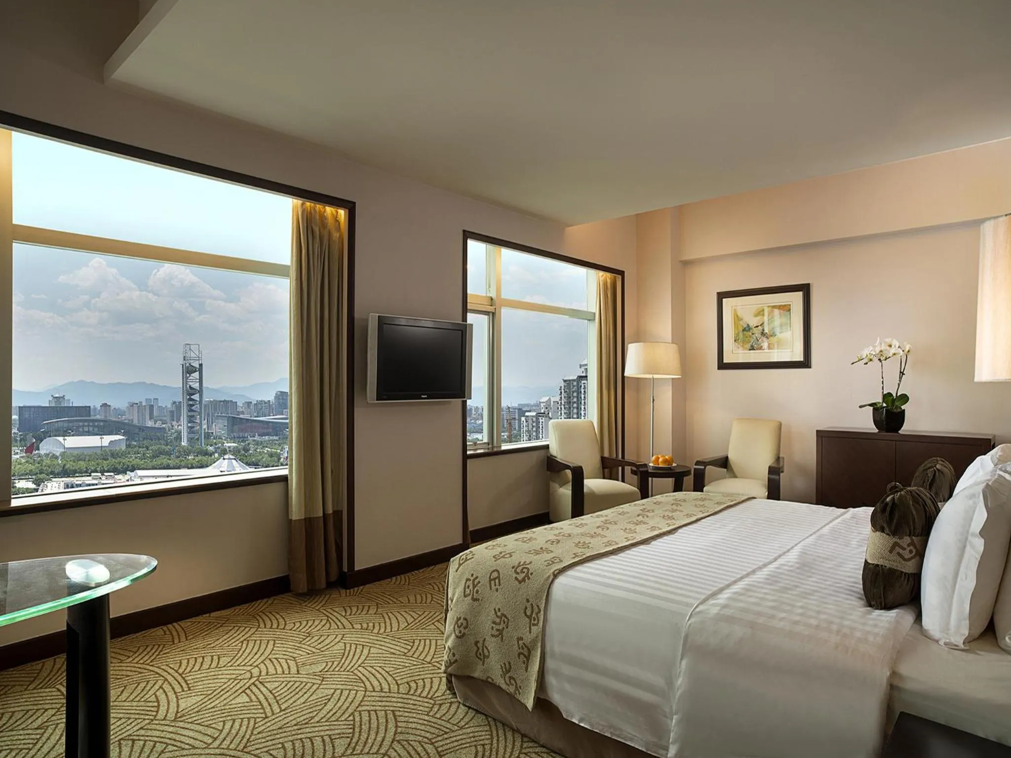 Bedroom, Bed in Celebrity International Grand Hotel