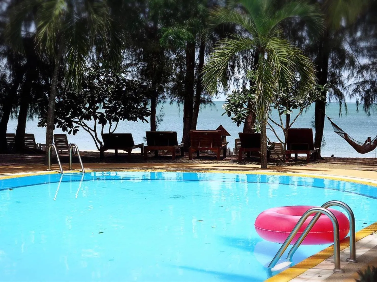 Bayview Beach Resort