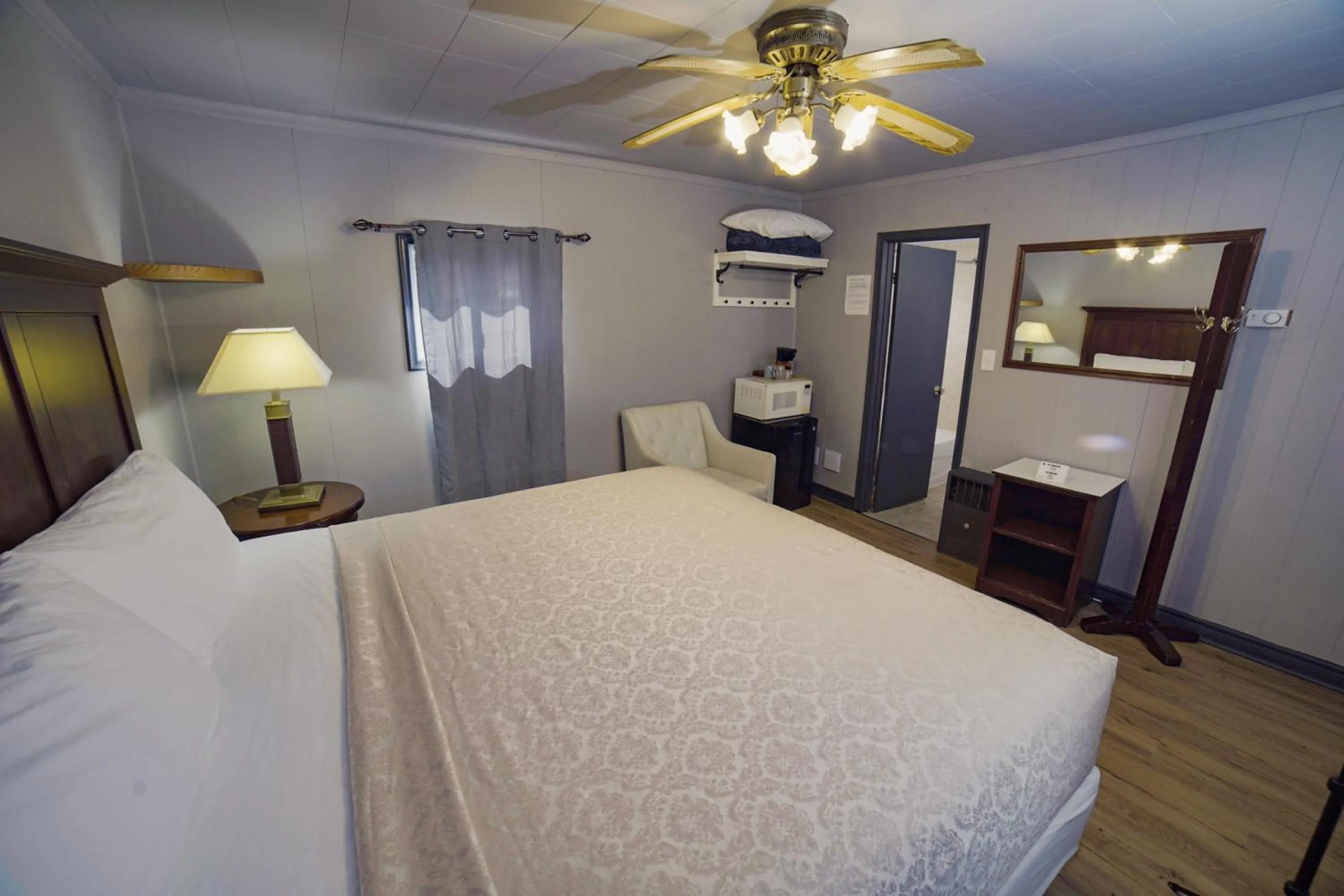 Bed in Glen Garry motel and cottages