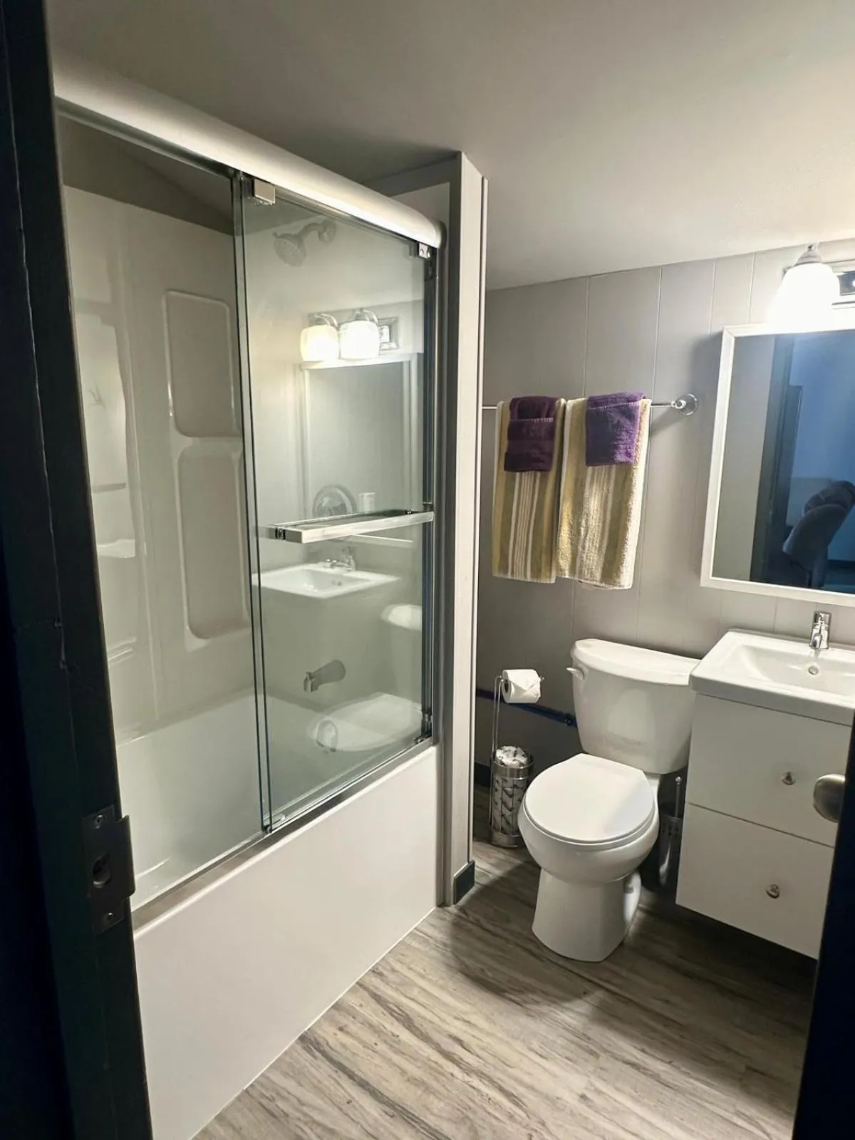 Glen Garry motel and cottages