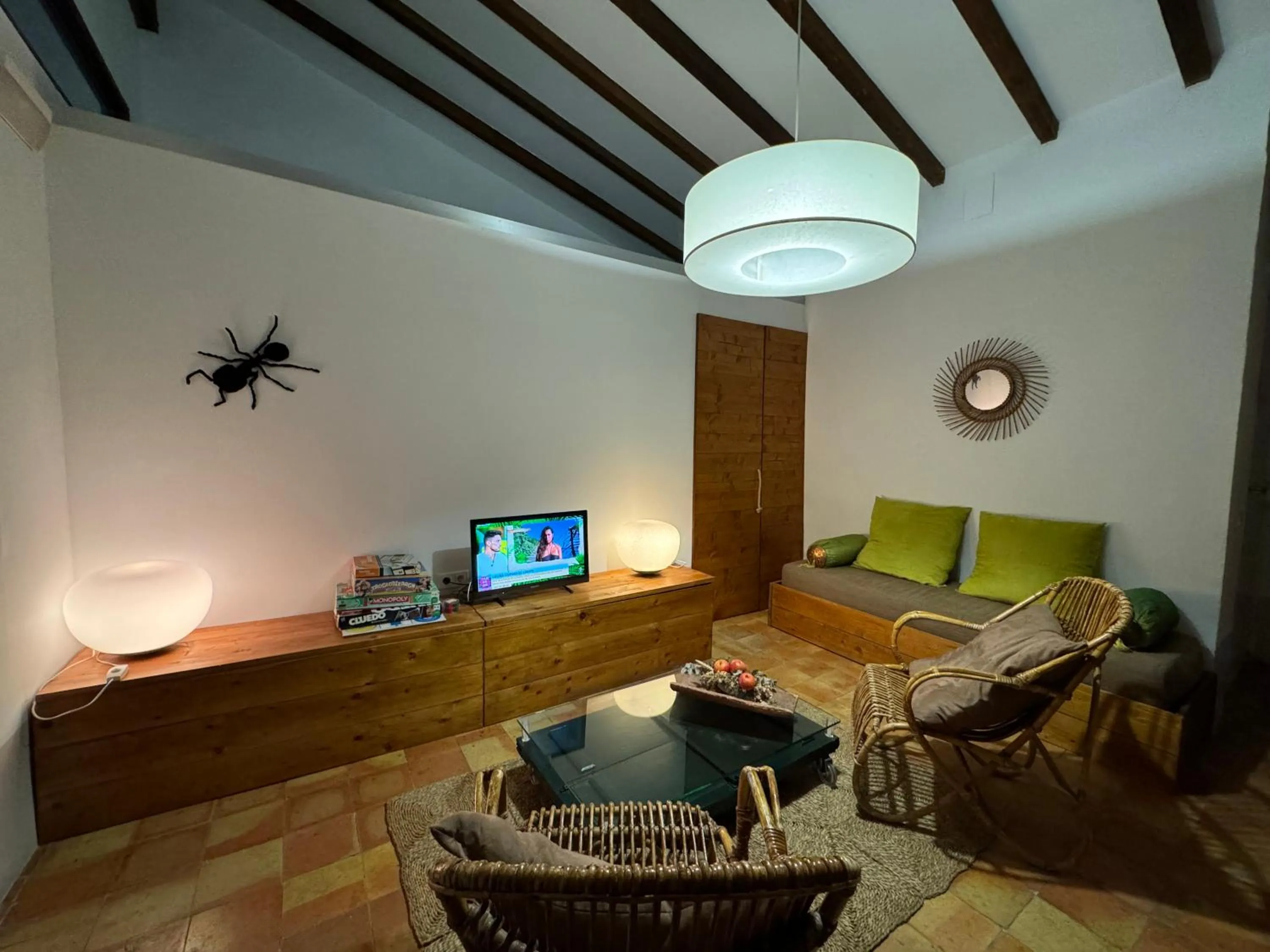 Communal lounge/ TV room in Casa Arizo, Hotel Boutique