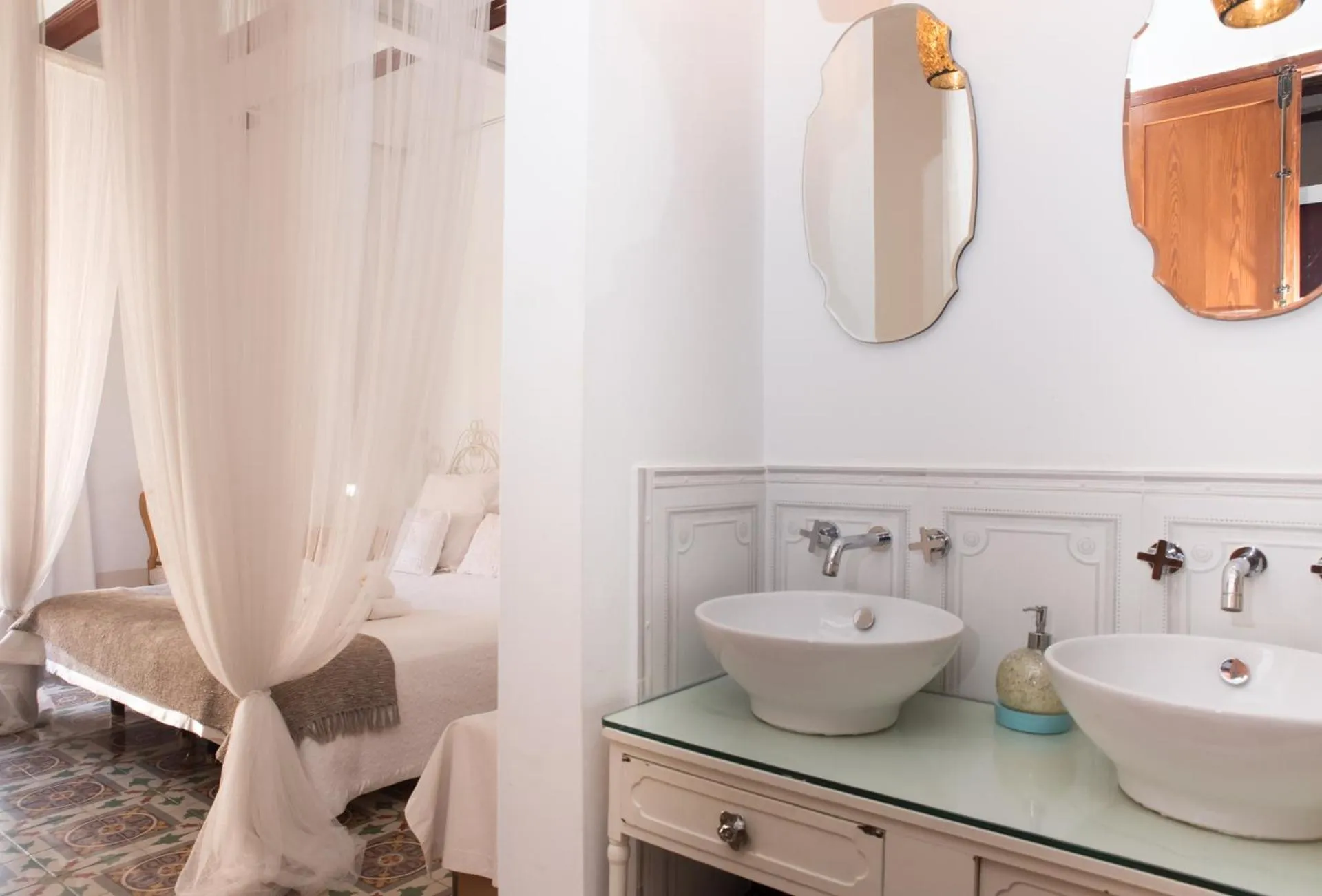 Bathroom in Casa Arizo, Hotel Boutique