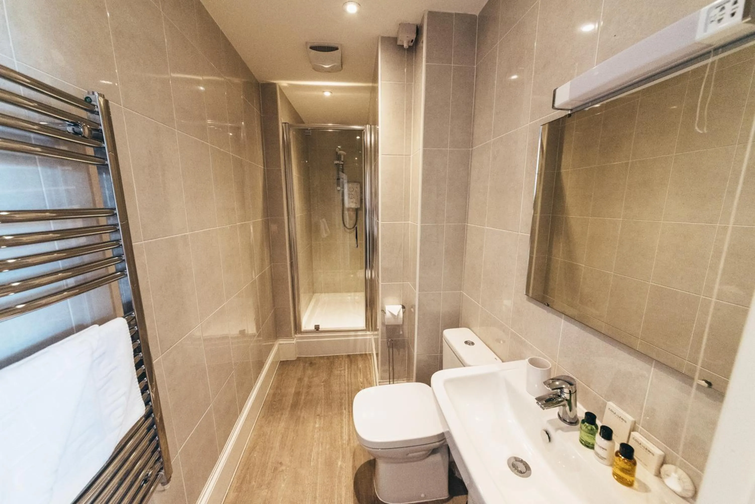 Shower in The Stay Company, Friar Gate