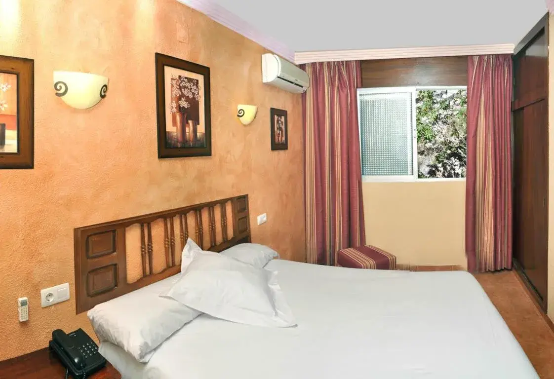 Single Room in Arrayanes Playa Almuñecar Single Room in Arrayanes Playa Almuñecar