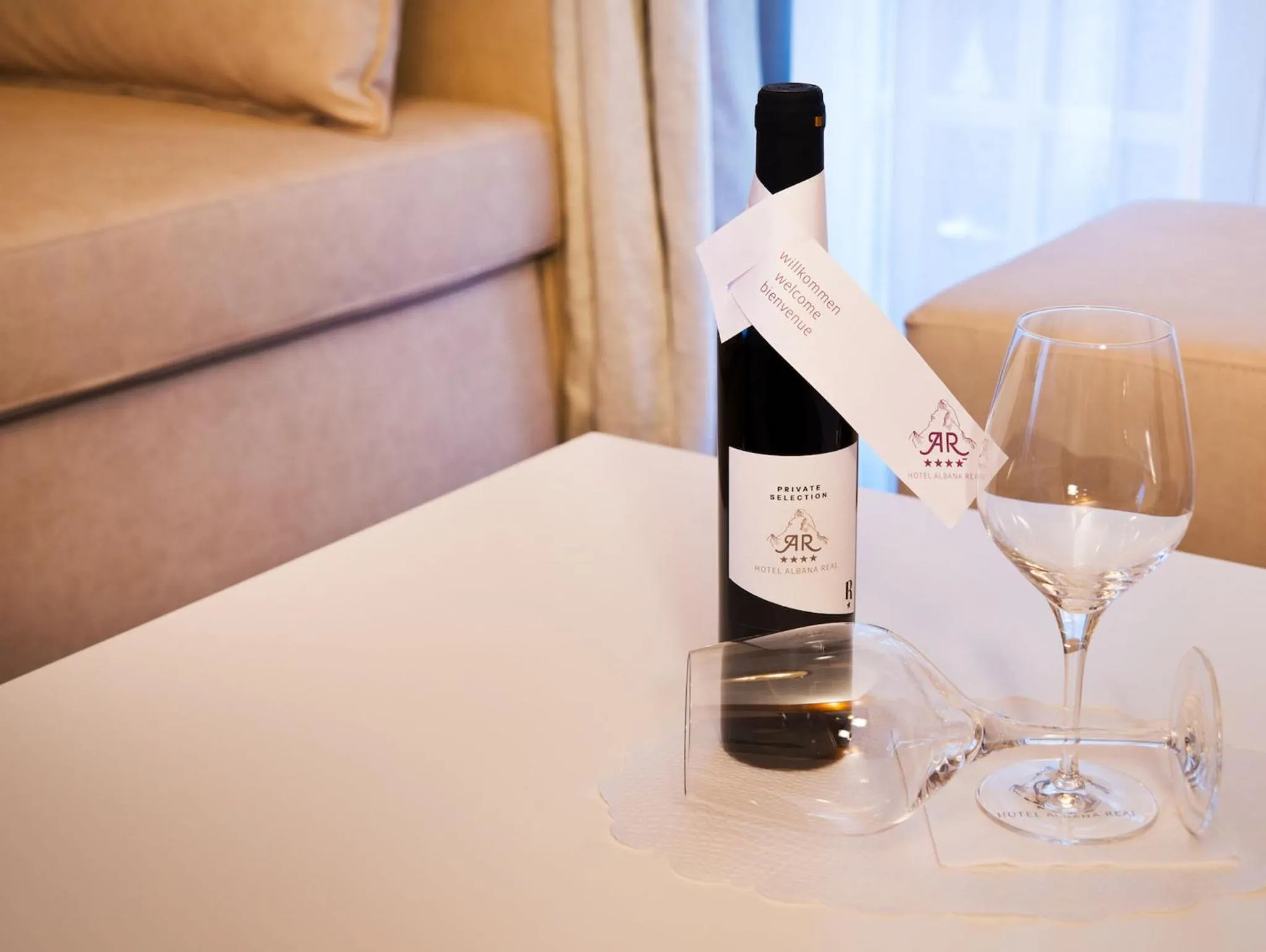 Coffee/tea facilities in Boutique Hotel Albana Real - Restaurants & Spa