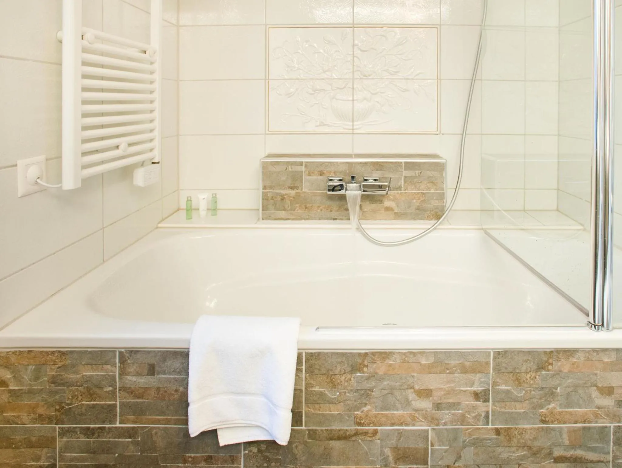 Bathroom in Boutique Hotel Albana Real - Restaurants & Spa