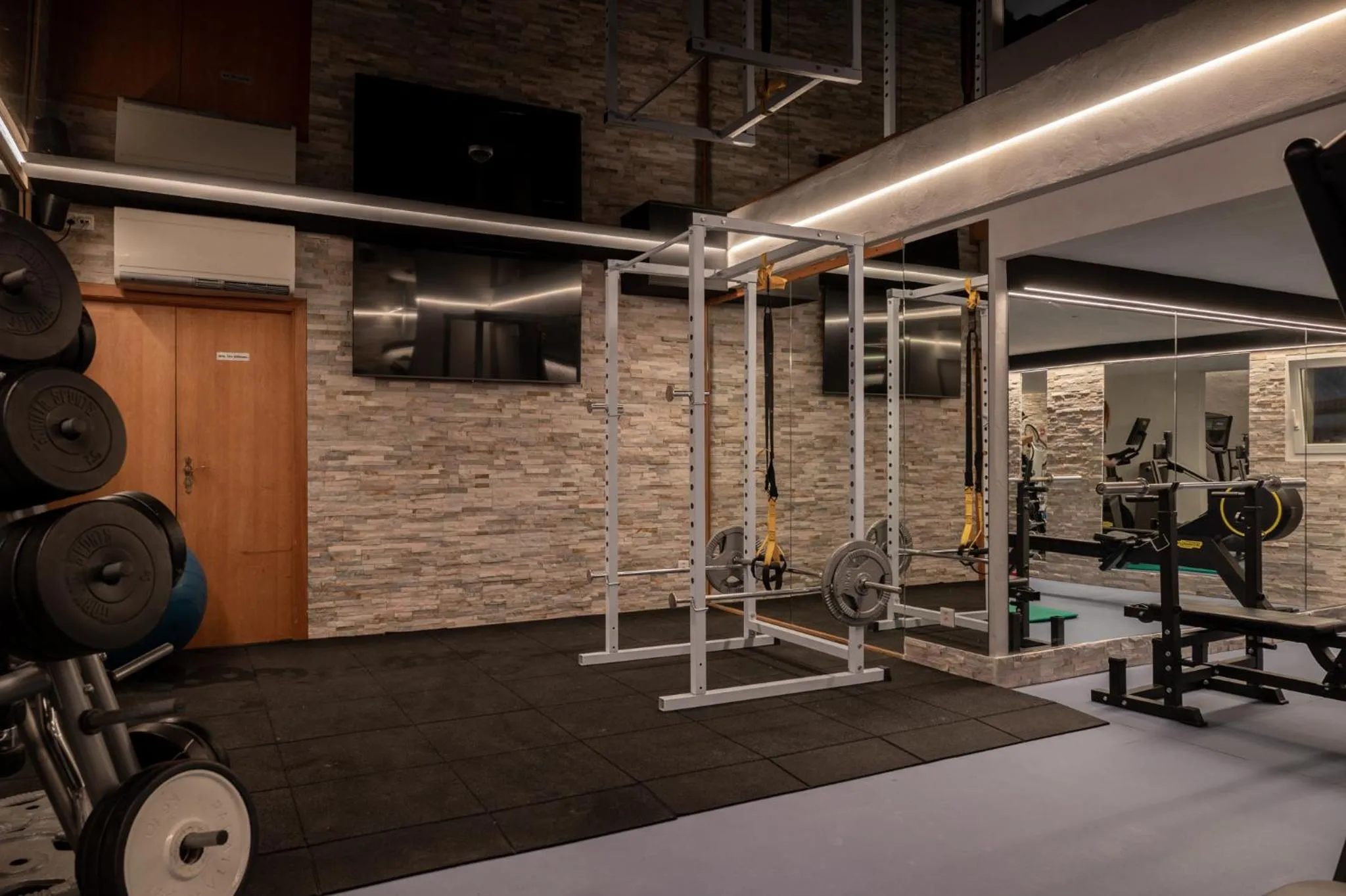 Fitness centre/facilities in Boutique Hotel Albana Real - Restaurants & Spa