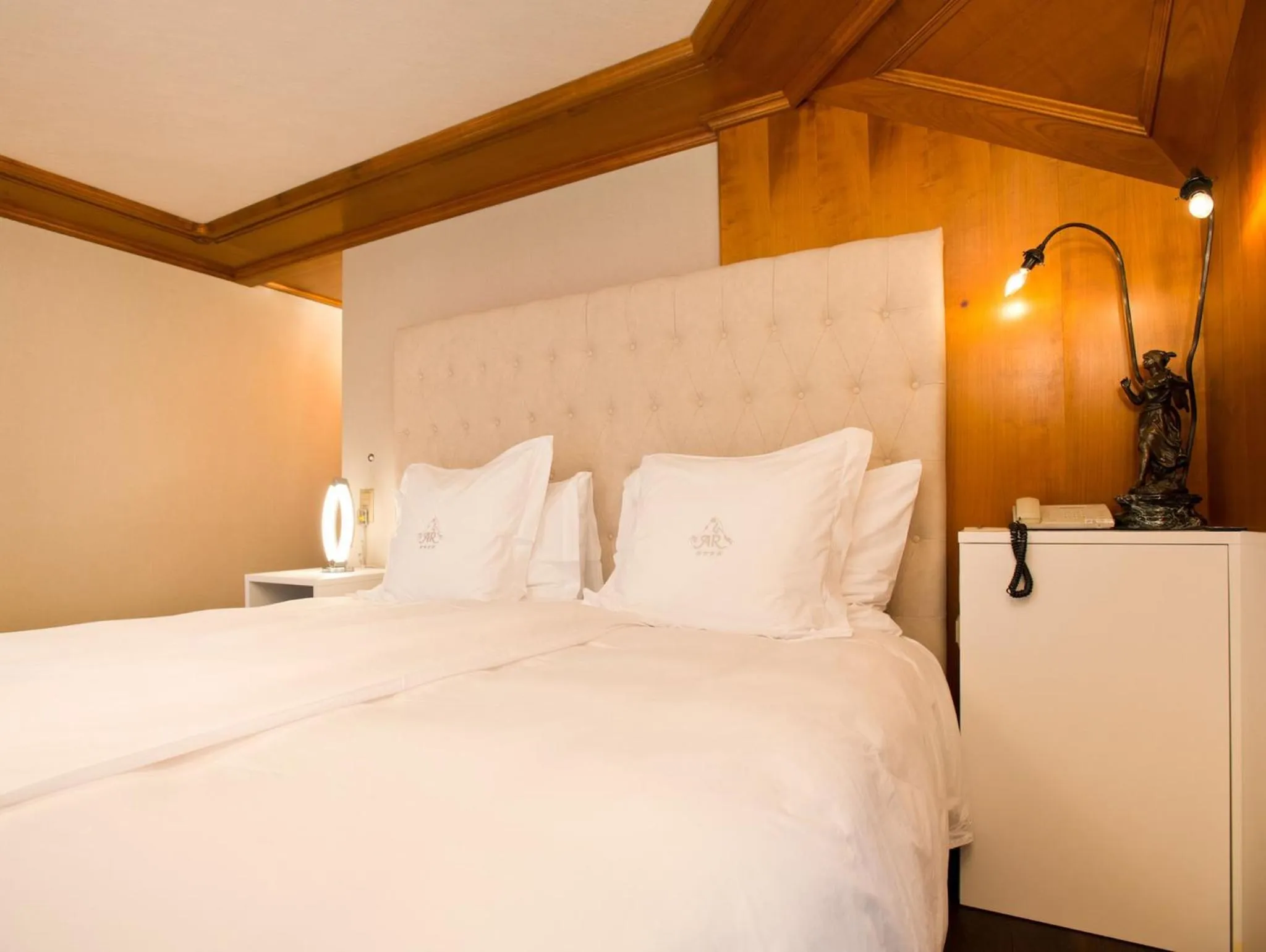 Bedroom, Bed in Boutique Hotel Albana Real - Restaurants & Spa