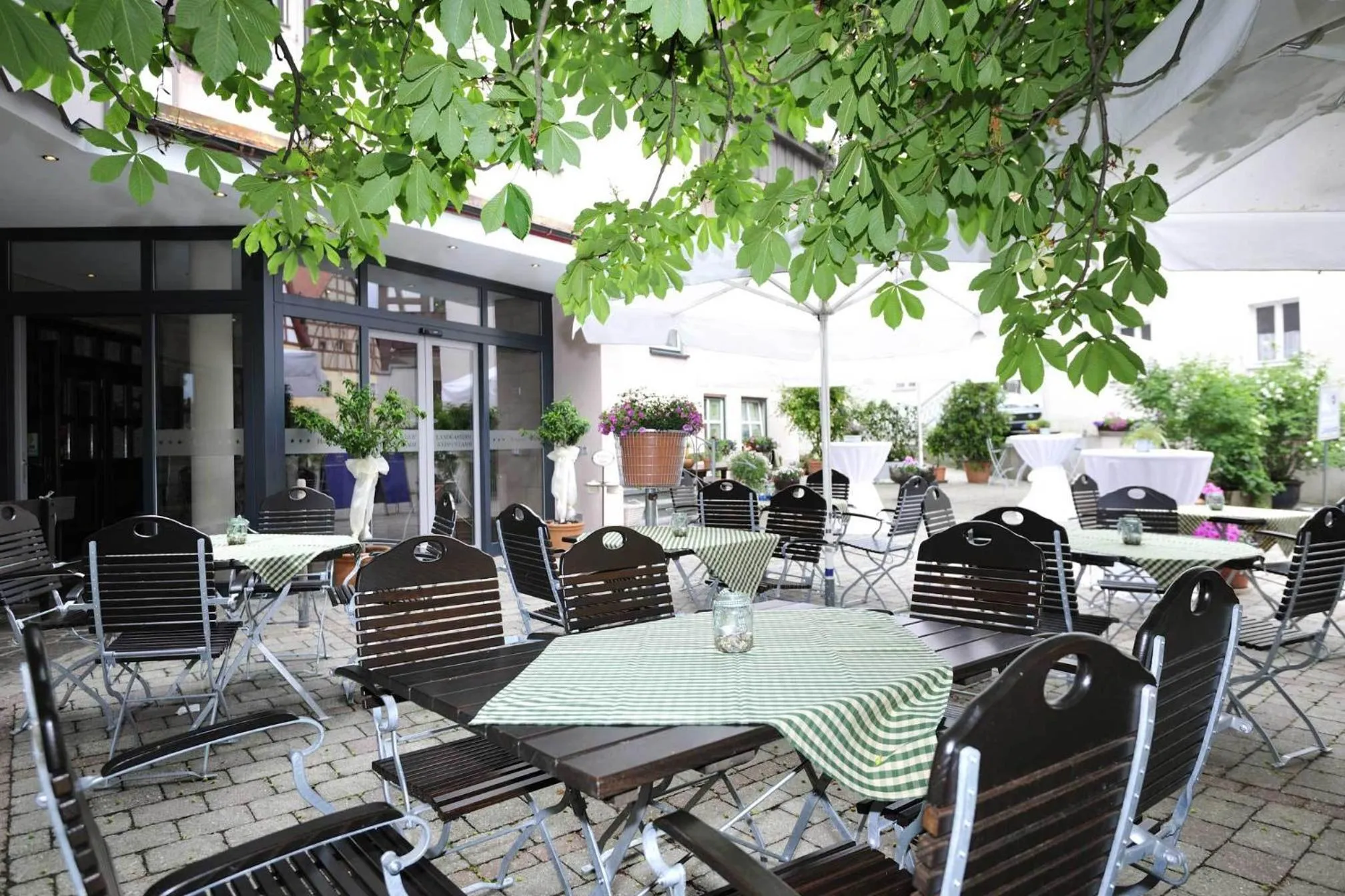 Facade/entrance in Landgasthof Weisses Lamm