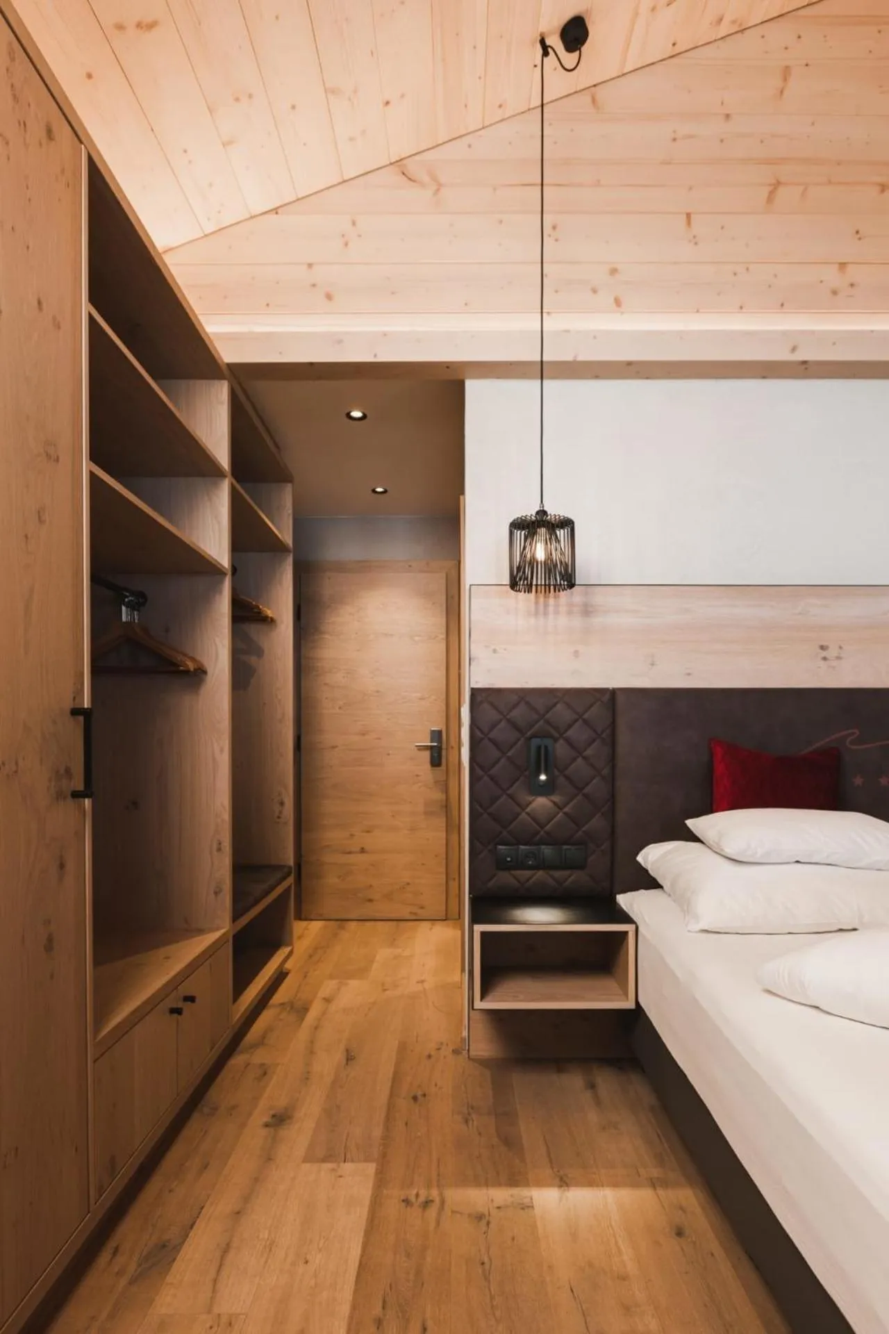 Bed in Hotel Riederhof- Urlaub mit WAU!