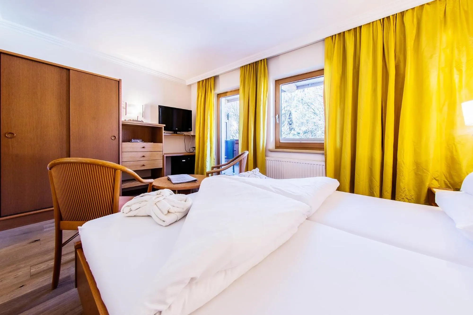 Seating area, Bed in Hotel Riederhof- Urlaub mit WAU!