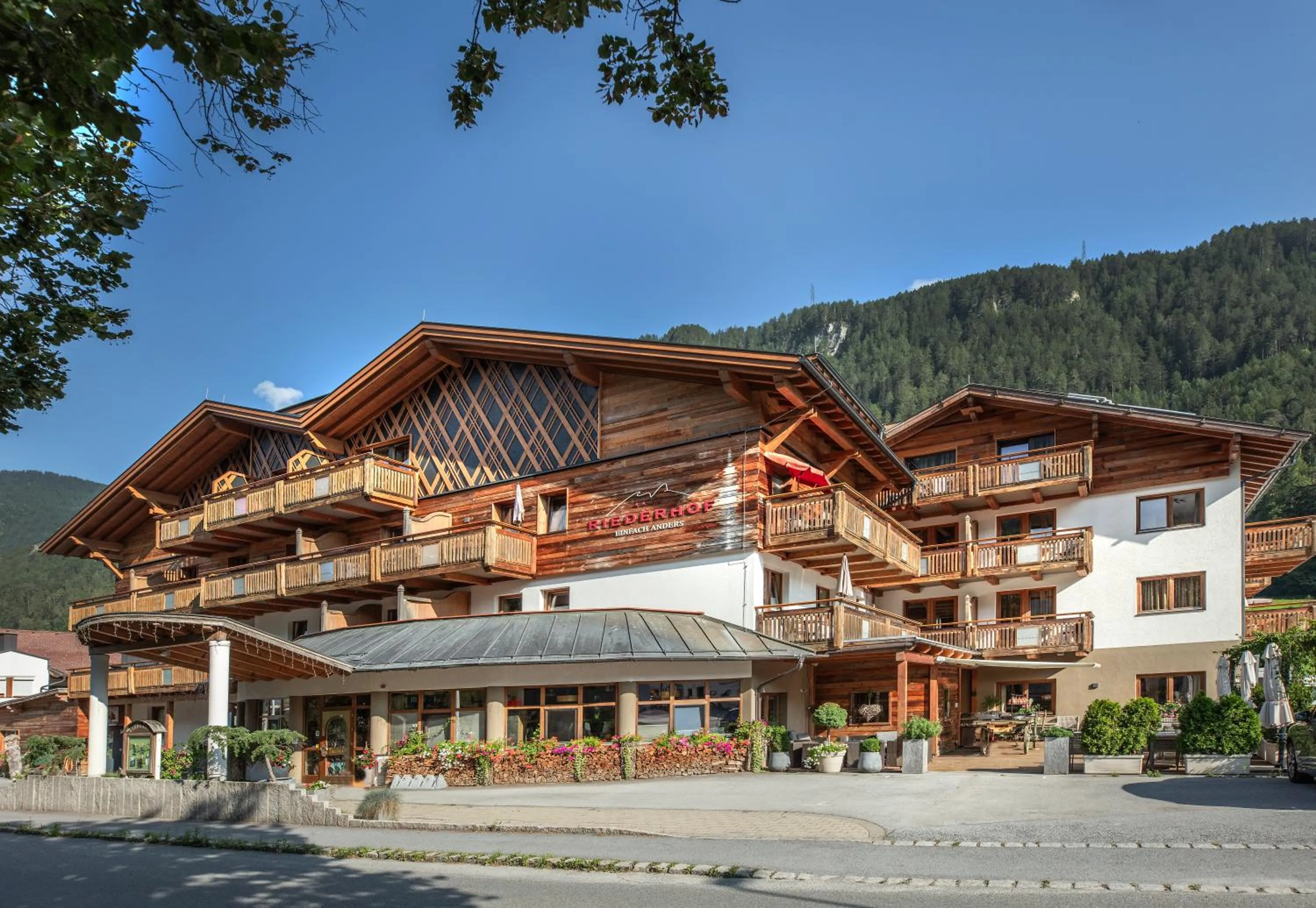 Property building in Hotel Riederhof- Urlaub mit WAU!