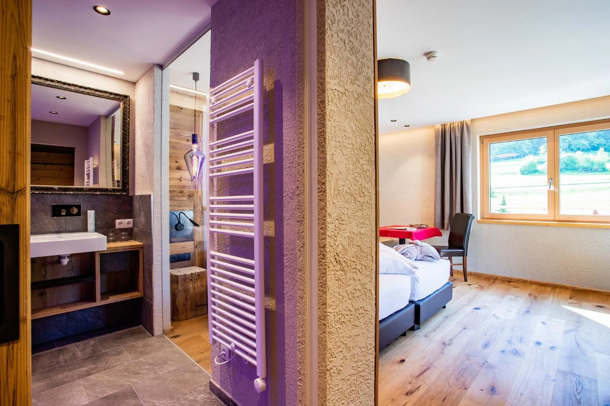 Bathroom, Bed in Hotel Riederhof- Urlaub mit WAU!