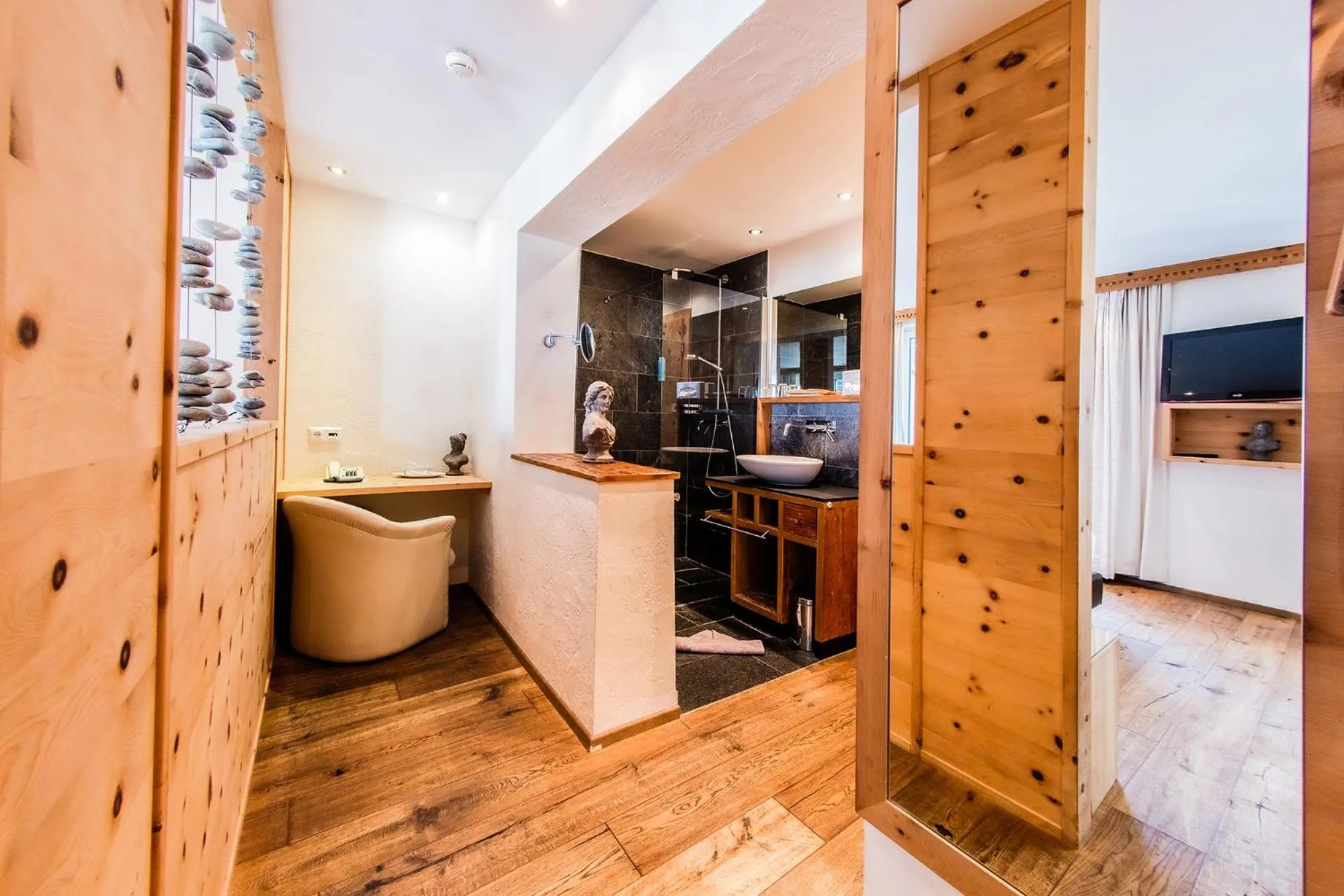 Bathroom in Hotel Riederhof- Urlaub mit WAU!