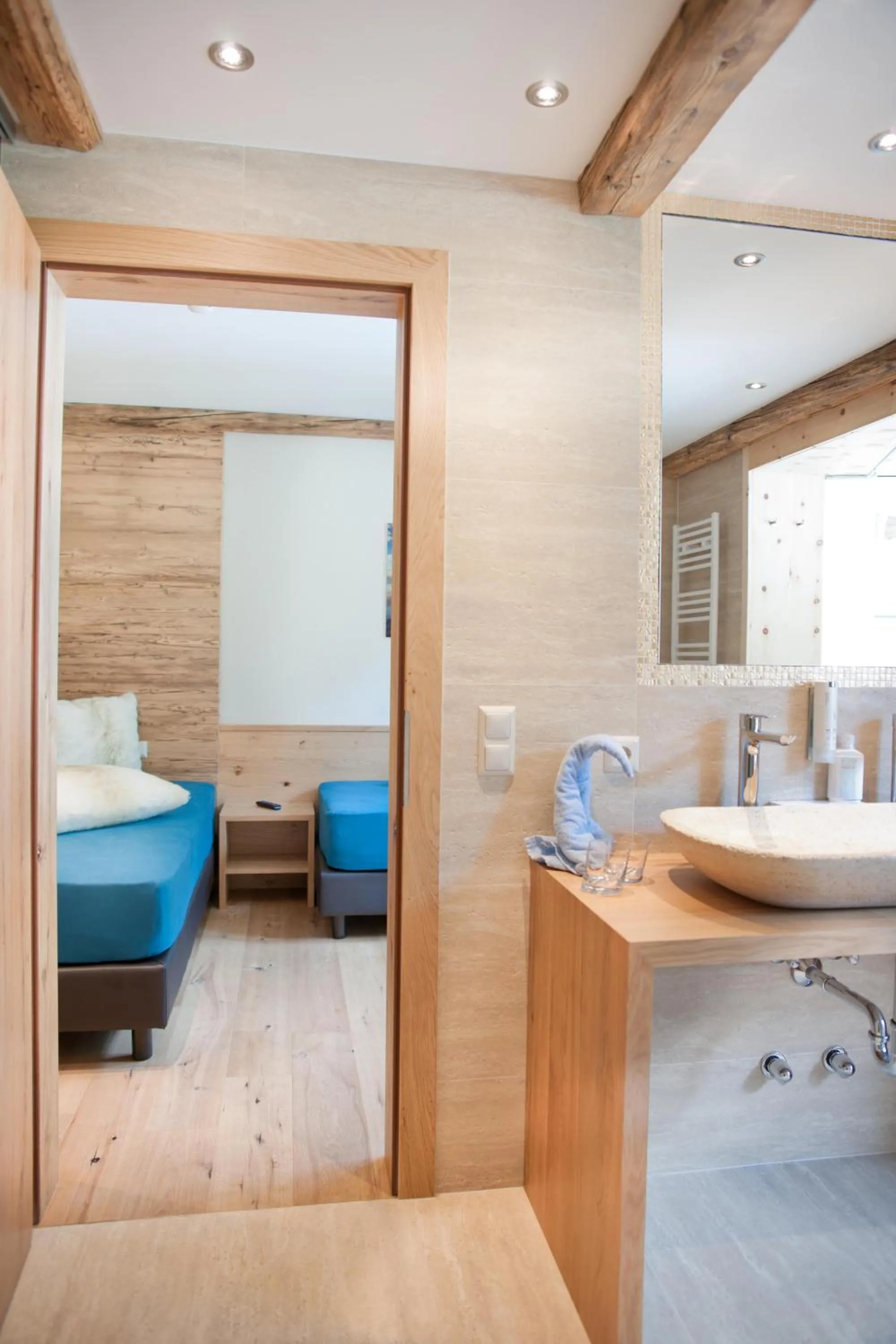 Bathroom, Bed in Hotel Riederhof- Urlaub mit WAU!