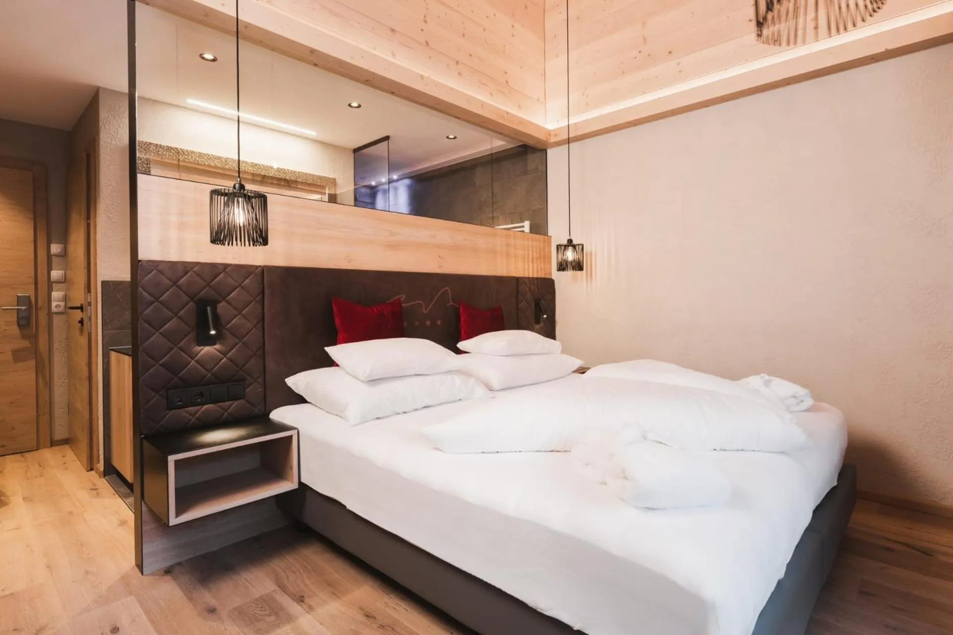 Bed in Hotel Riederhof- Urlaub mit WAU!