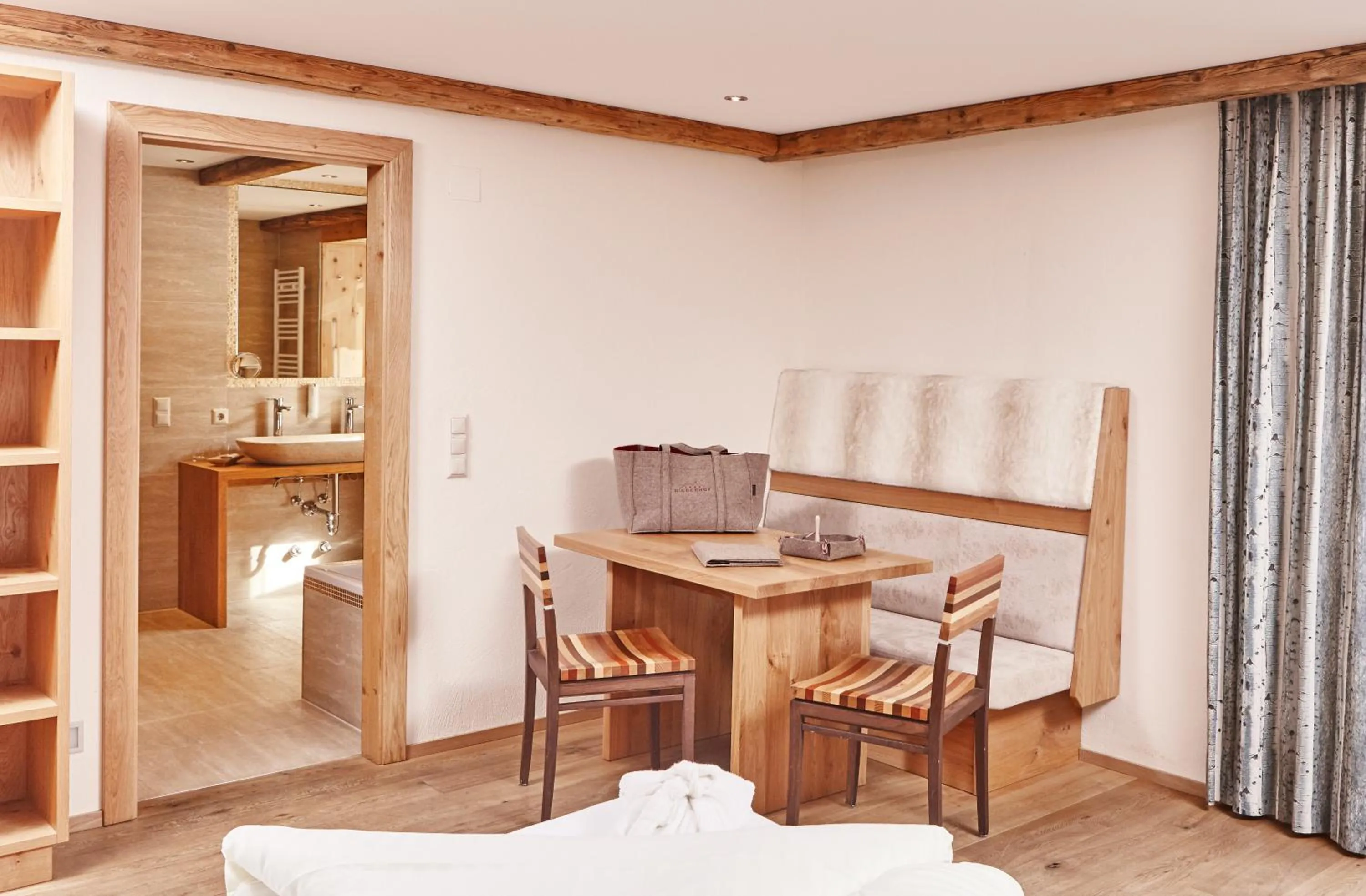 Bathroom in Hotel Riederhof- Urlaub mit WAU!