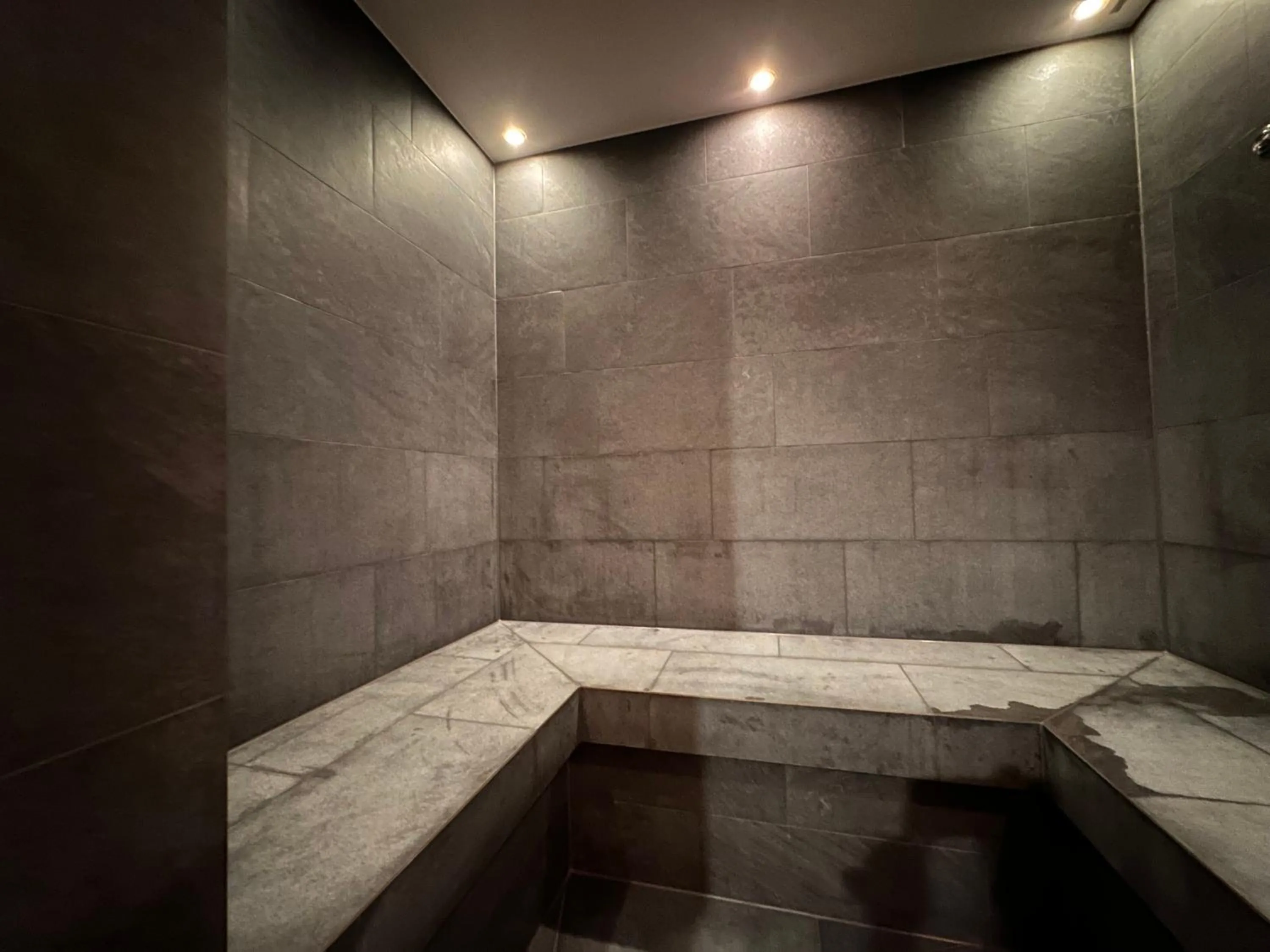 Steam room in Hotel Restaurant Florida