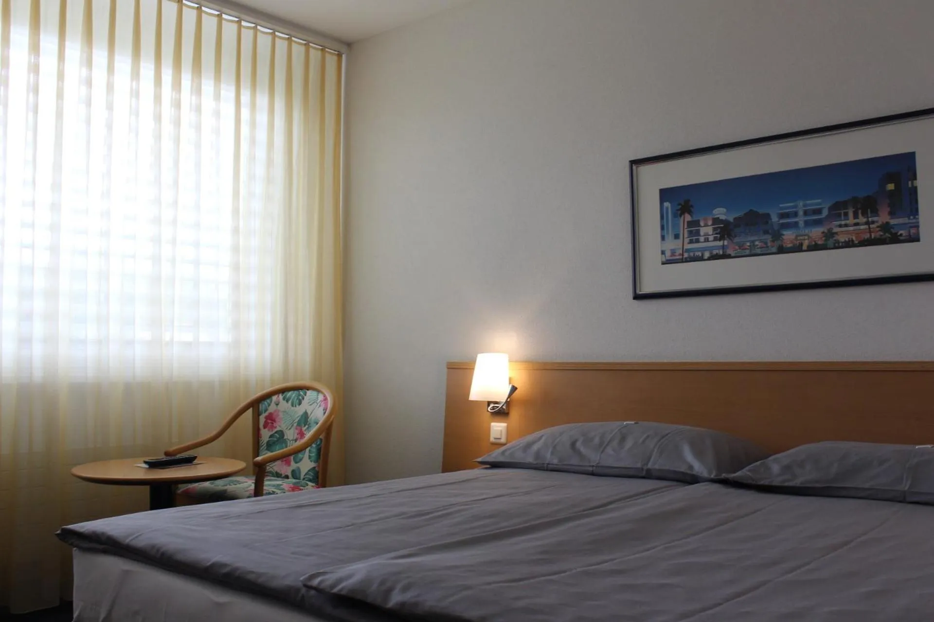 Photo of the whole room, Bed in Hotel Restaurant Florida