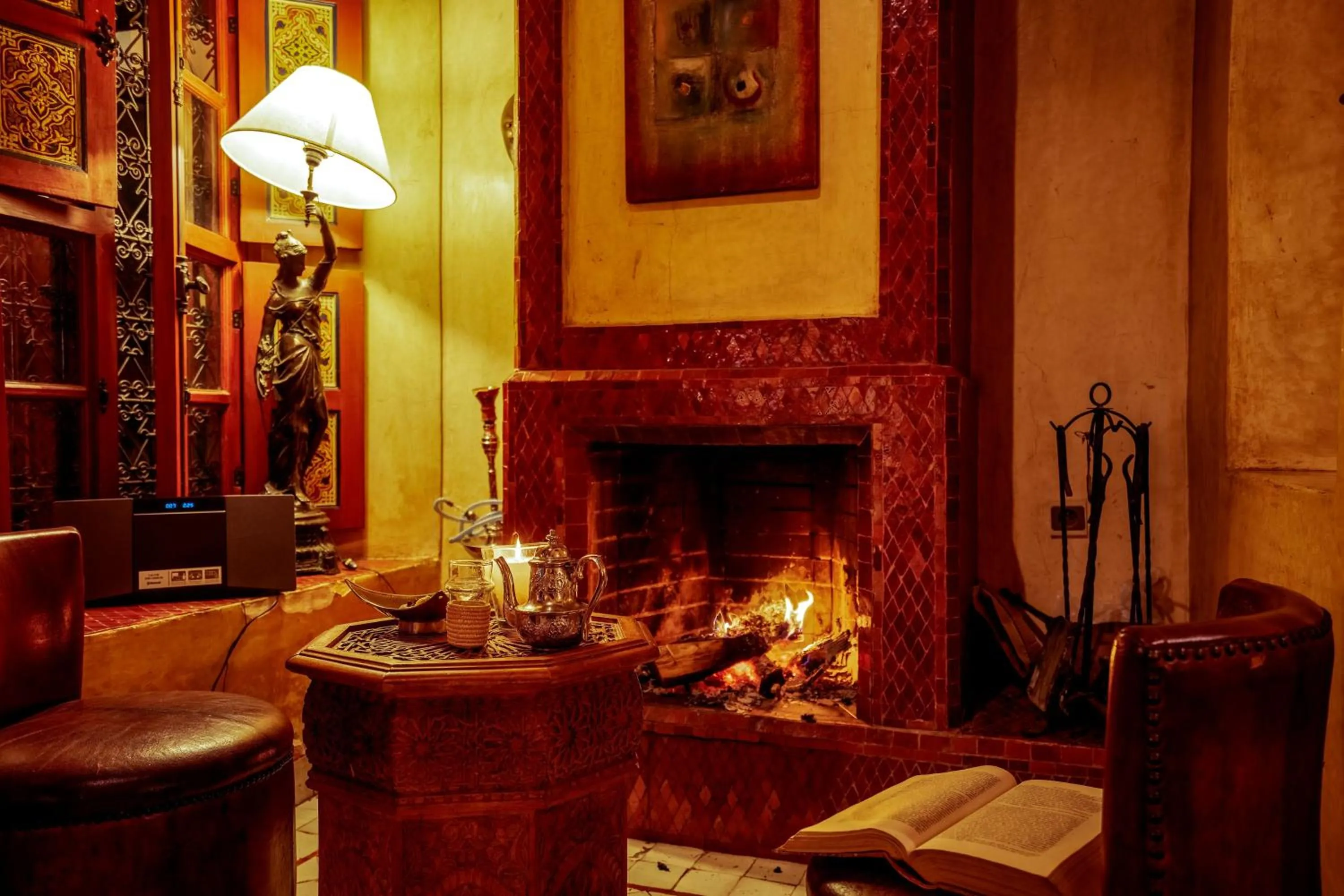 Communal lounge/ TV room in Riad Ayadina & SPA