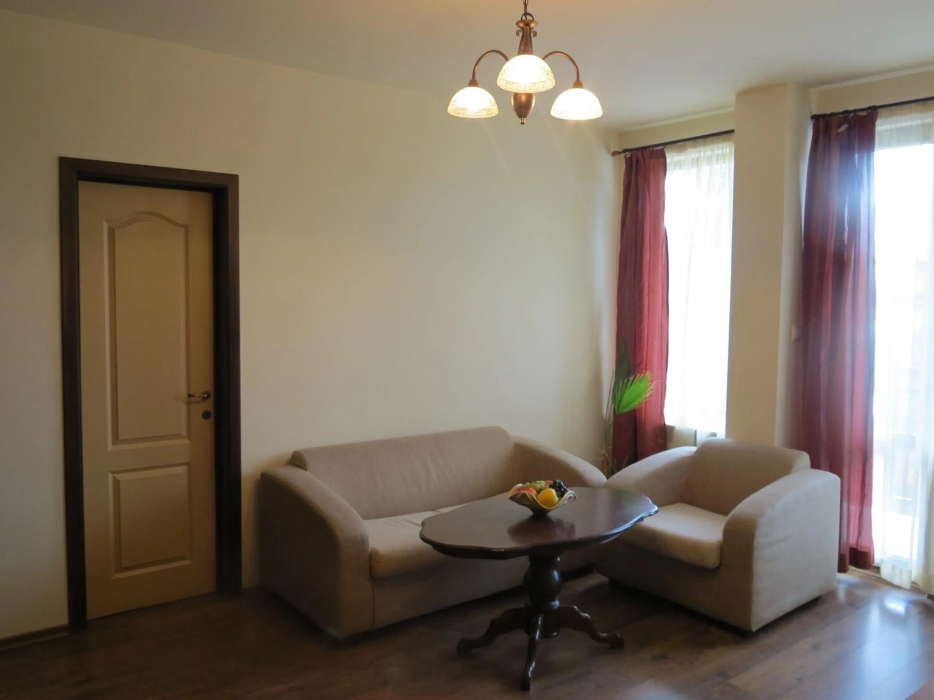 Seating area in Family complex Mountain Romance Apartments