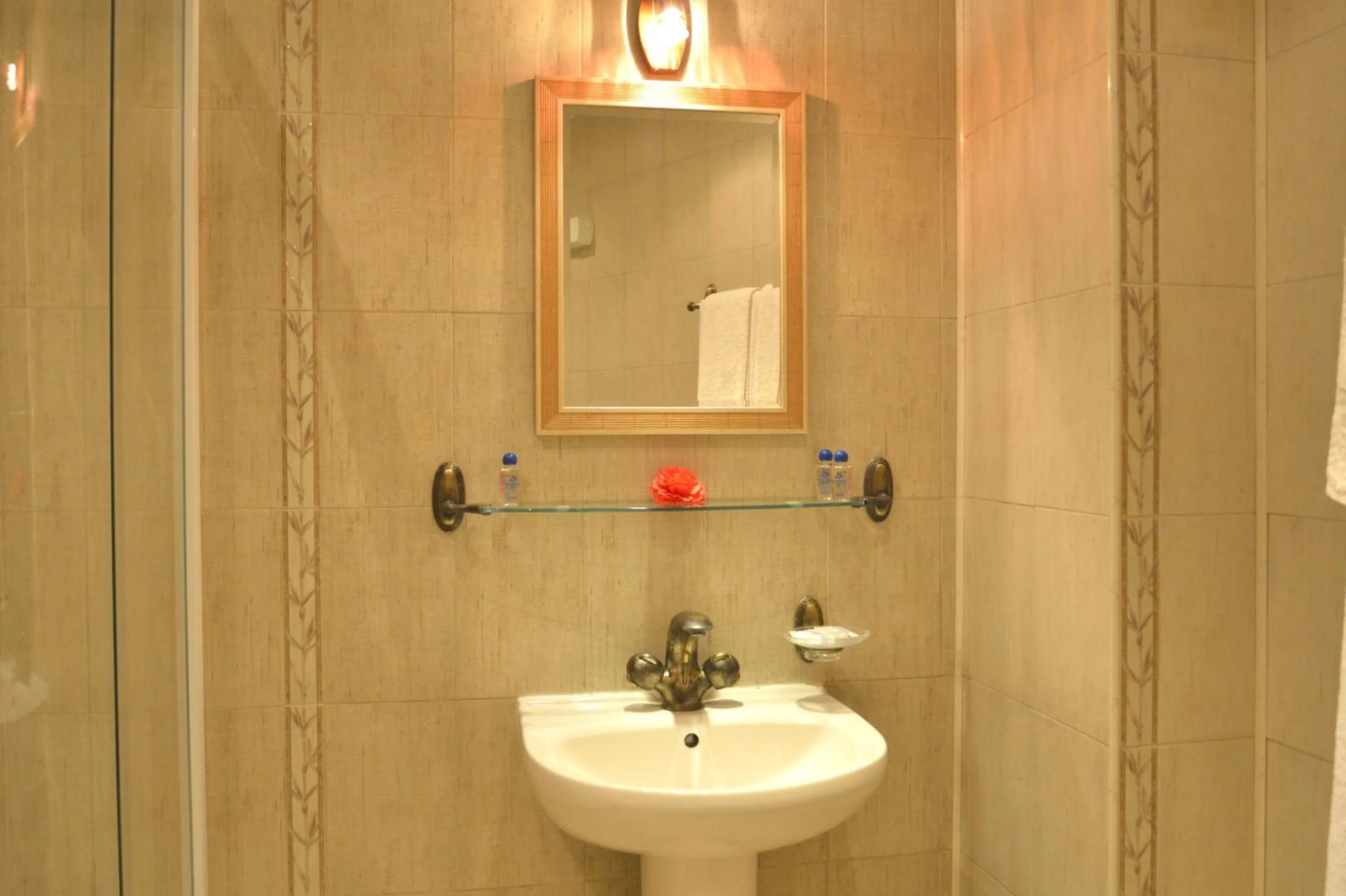 Bathroom in Family complex Mountain Romance Apartments