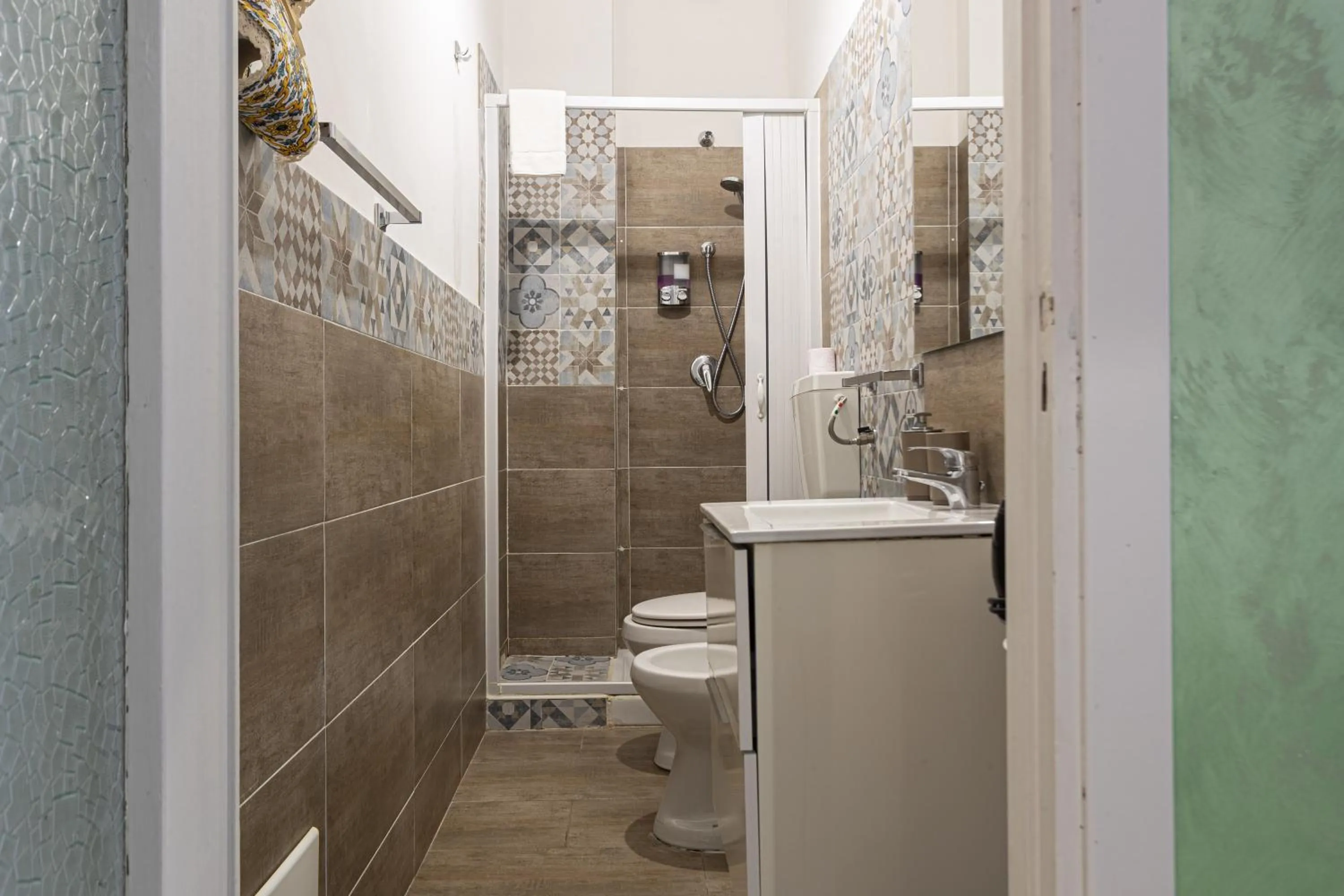 Shower in B&B Il Profumo del Porto