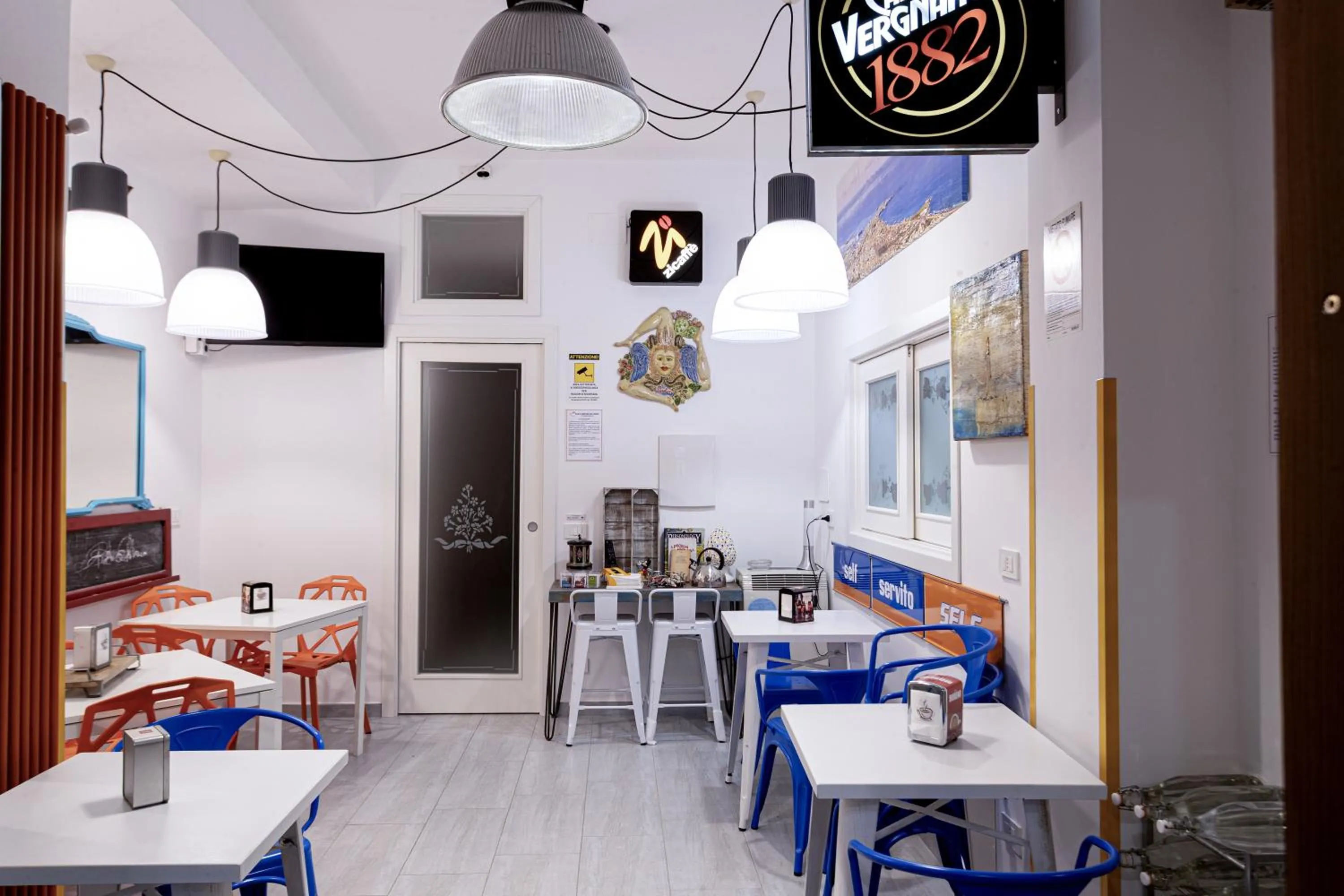 Restaurant/places to eat in B&B Il Profumo del Porto