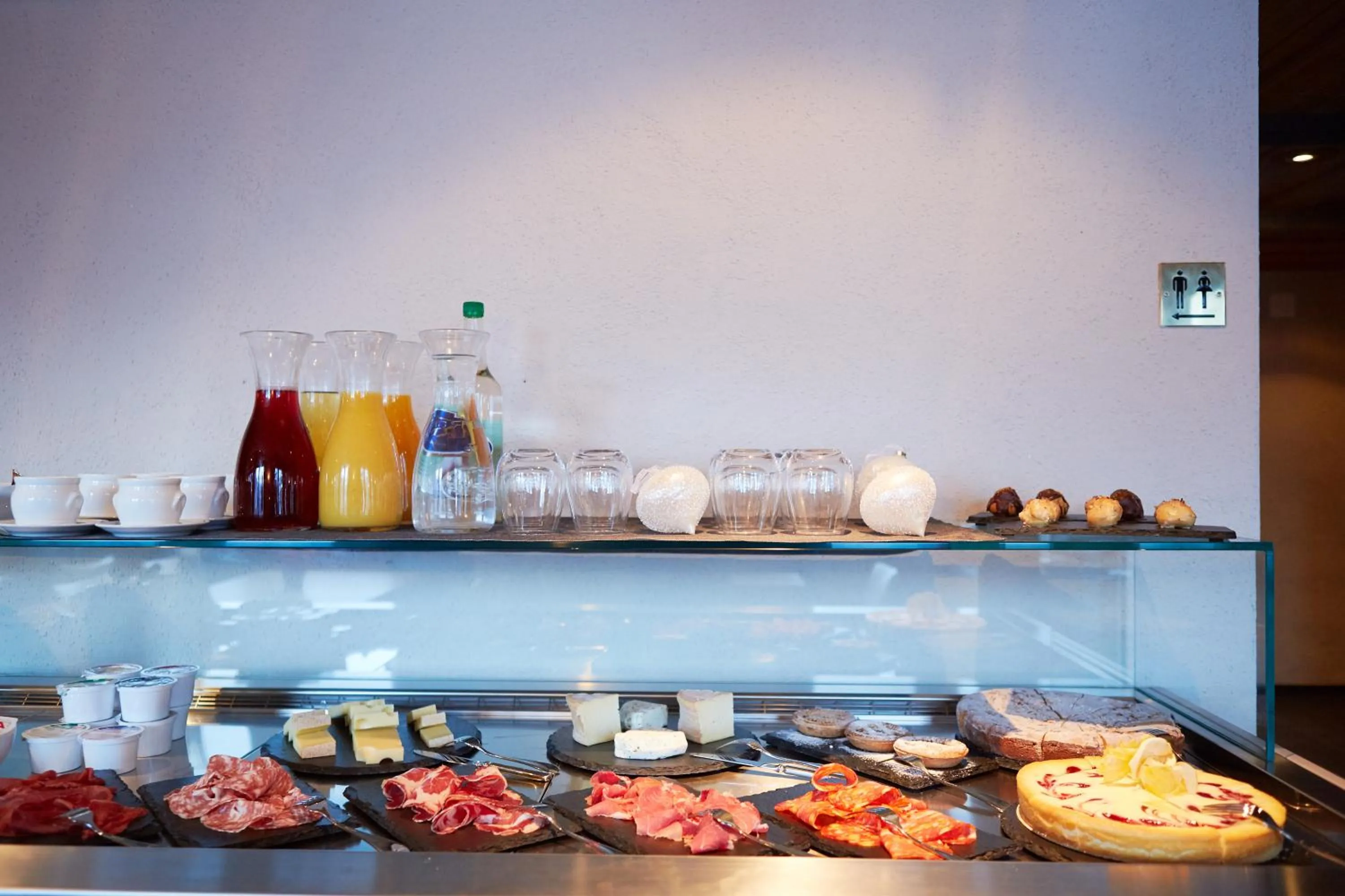 Breakfast in Hotel Maya Caprice