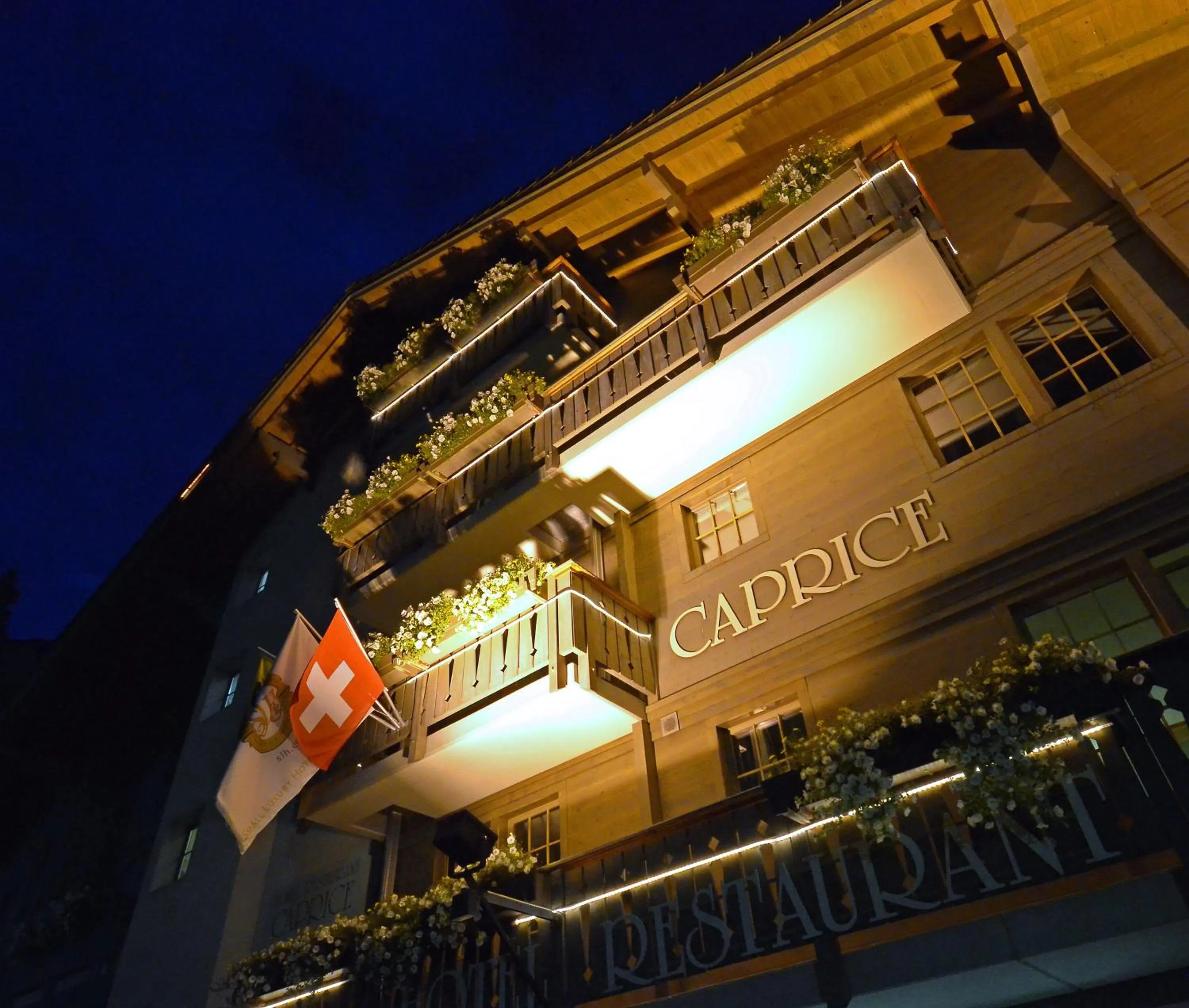 Facade/entrance in Hotel Maya Caprice