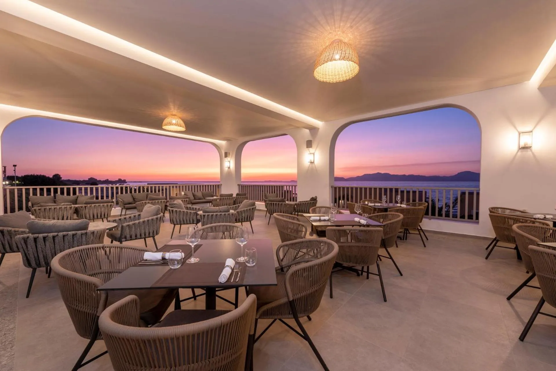 Restaurant/places to eat in Horizon Beach Resort