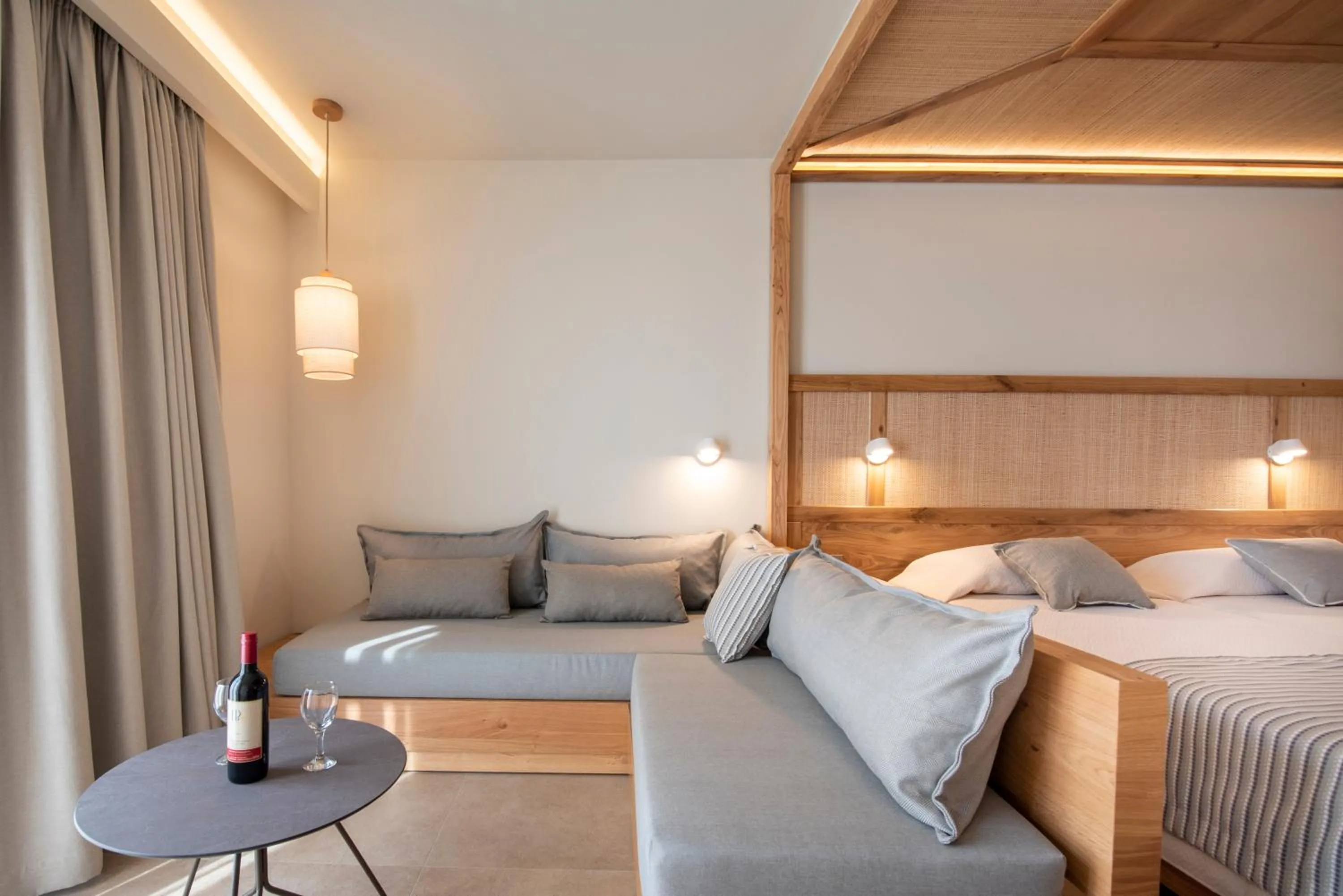 Bed in Horizon Beach Resort