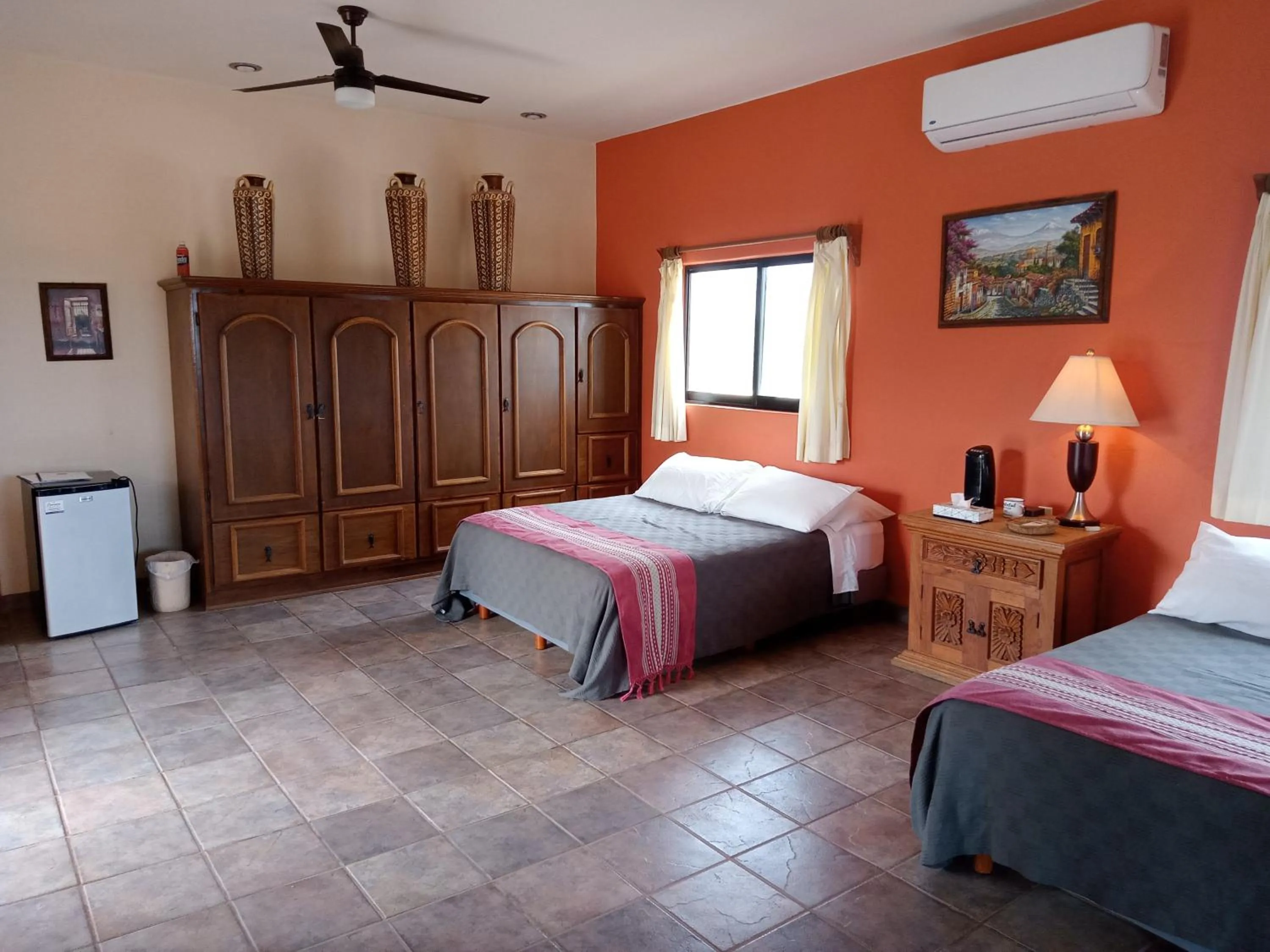 Photo of the whole room, Bed in Hacienda De Palmas