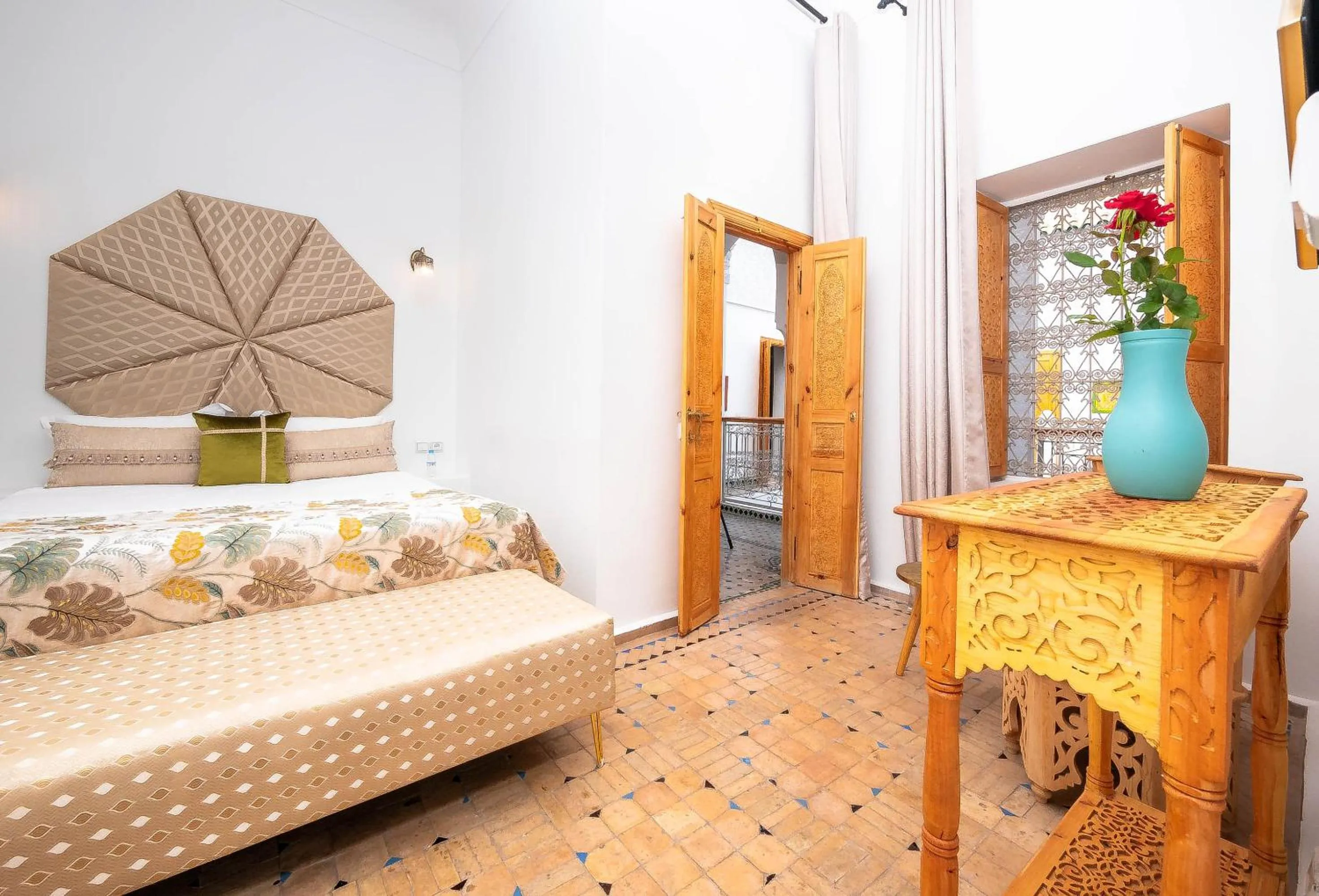 Bed in Riad La Croix Berbere