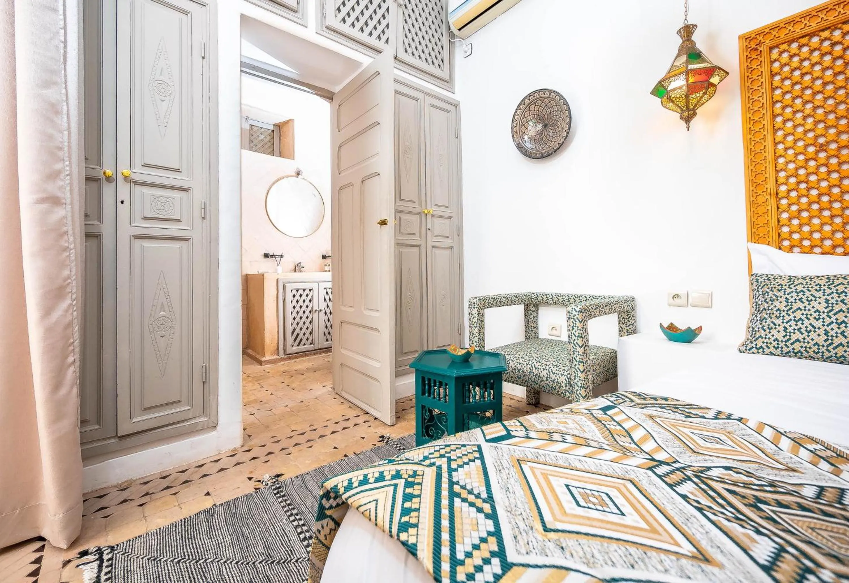 Bedroom, Bed in Riad La Croix Berbere