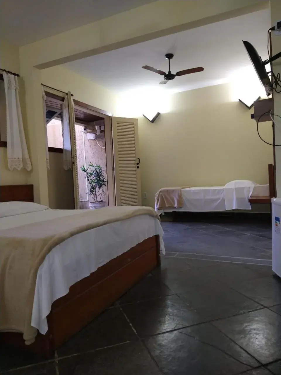 Triple Room - Disability Access and private bathroom in Pousada Genesis Triple Room - Disability Access and private bathroom in Pousada Genesis